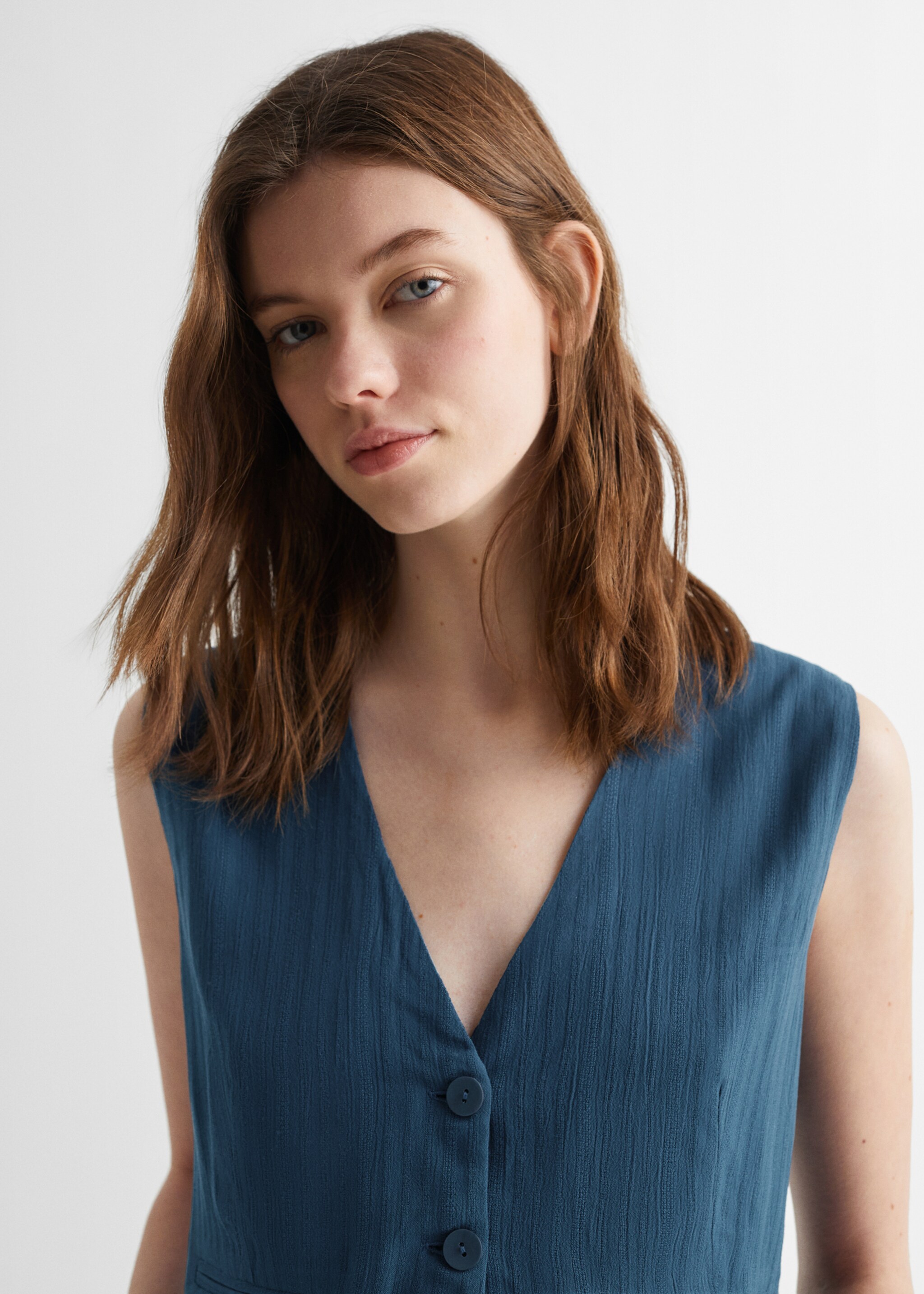 Chaleco crop rayas - Detalle del artículo 1, Azul marino oscuro. Ref: 67064465-00.