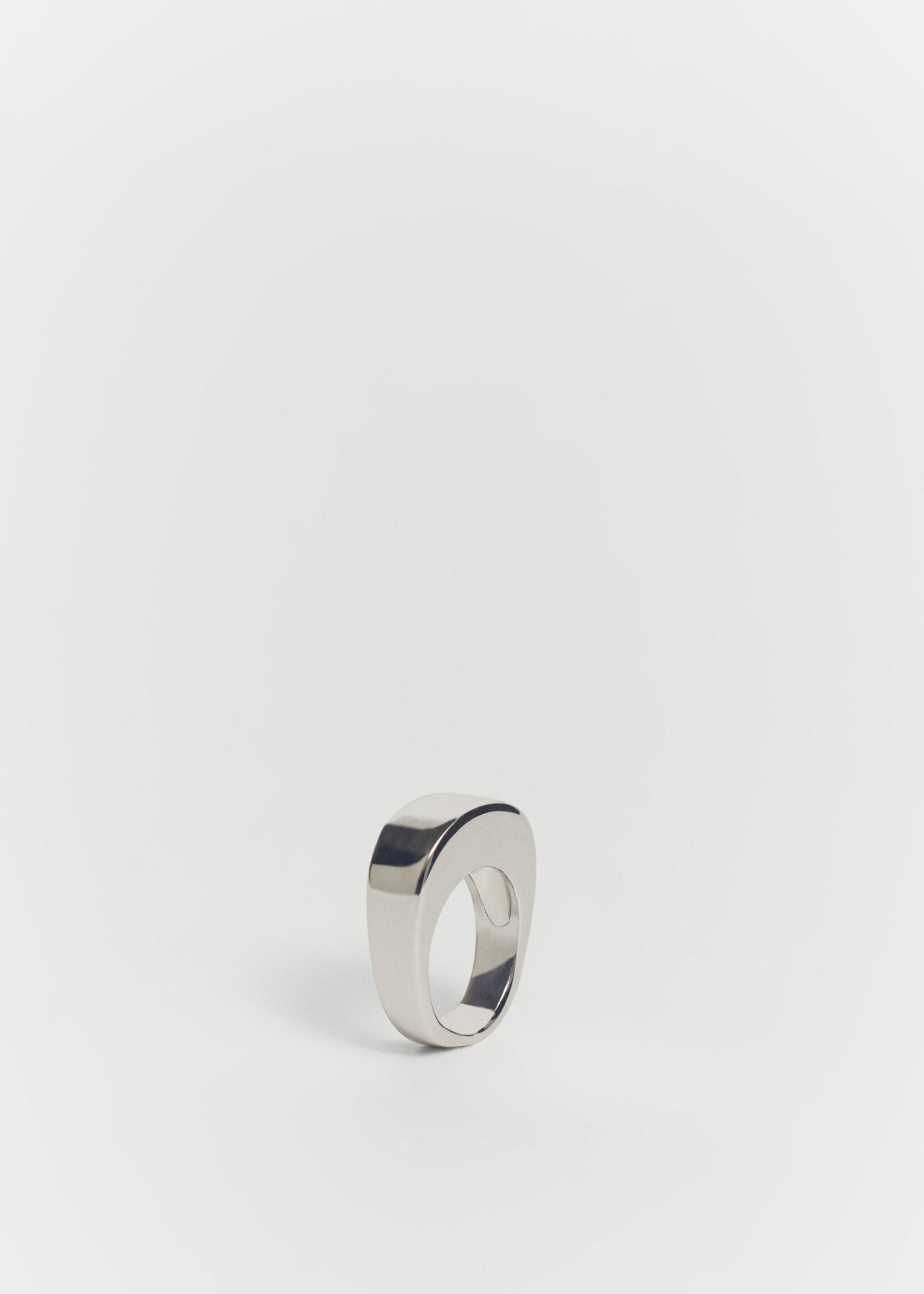 Volume design ring - Medium plane, Silver. Ref: 67064475-00.