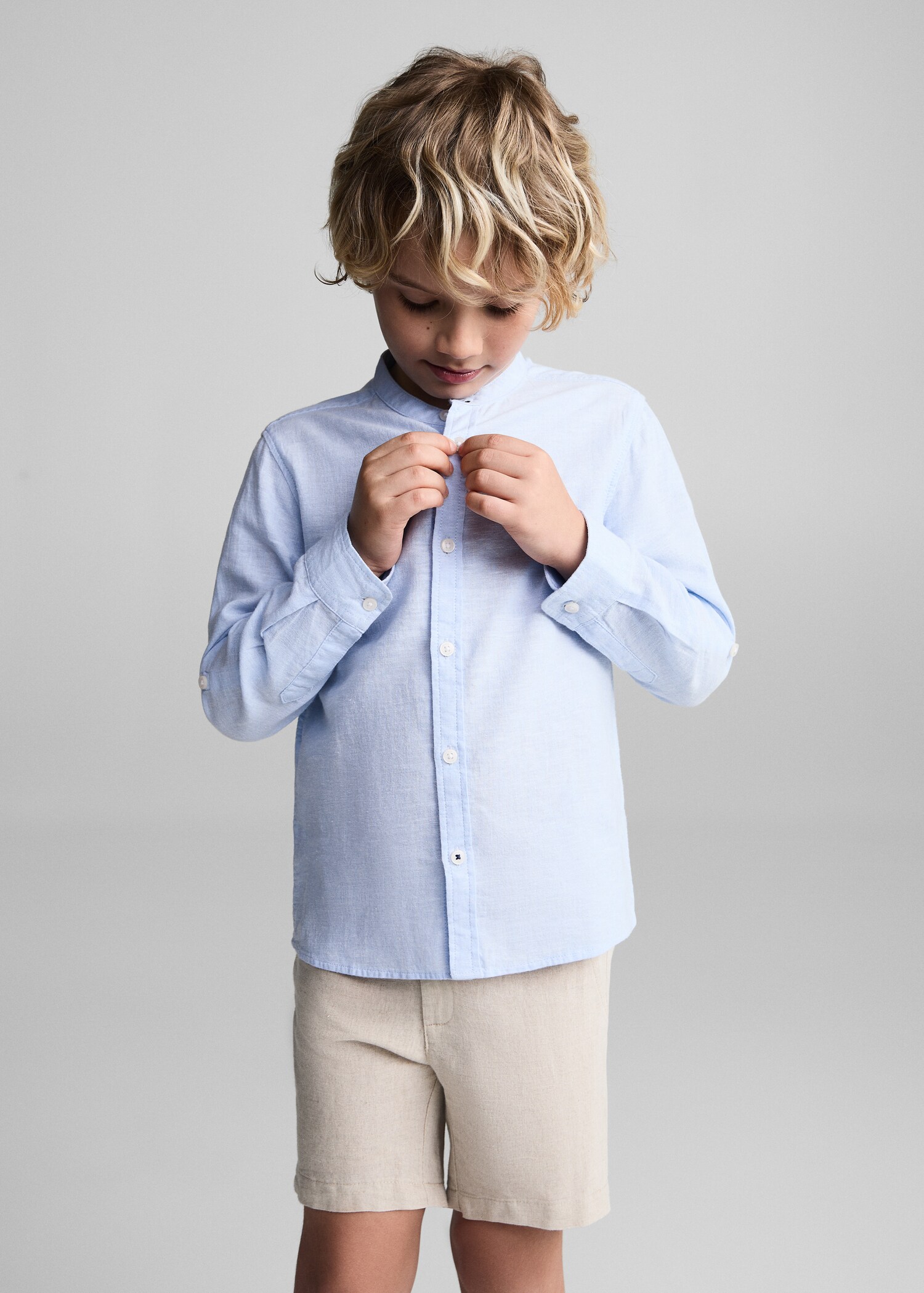 Chemise regular-fit lin col mao - Plan moyen