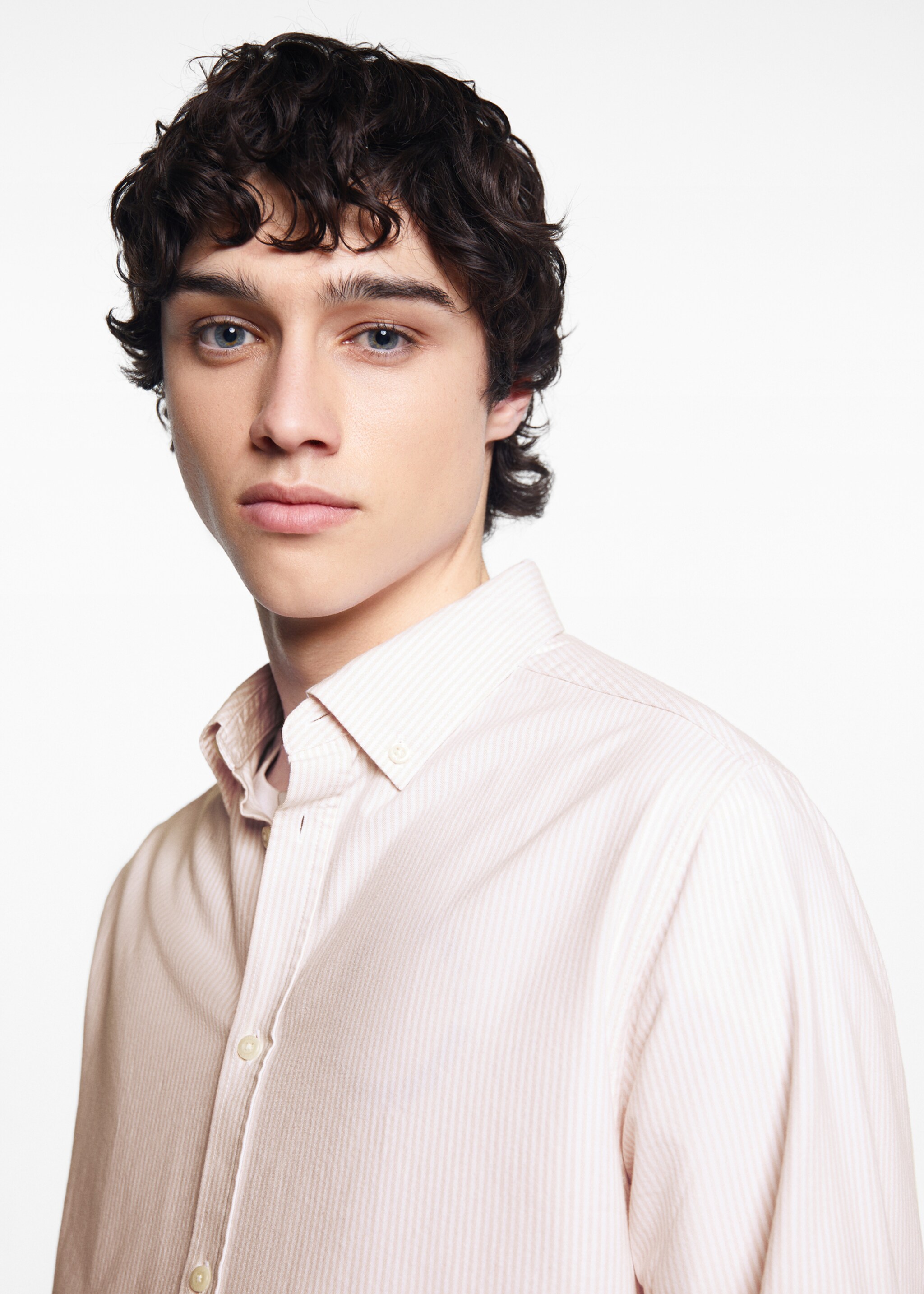 Unisex striped Oxford shirt - Details of the article 1, Pink. Ref: 67065141-00.