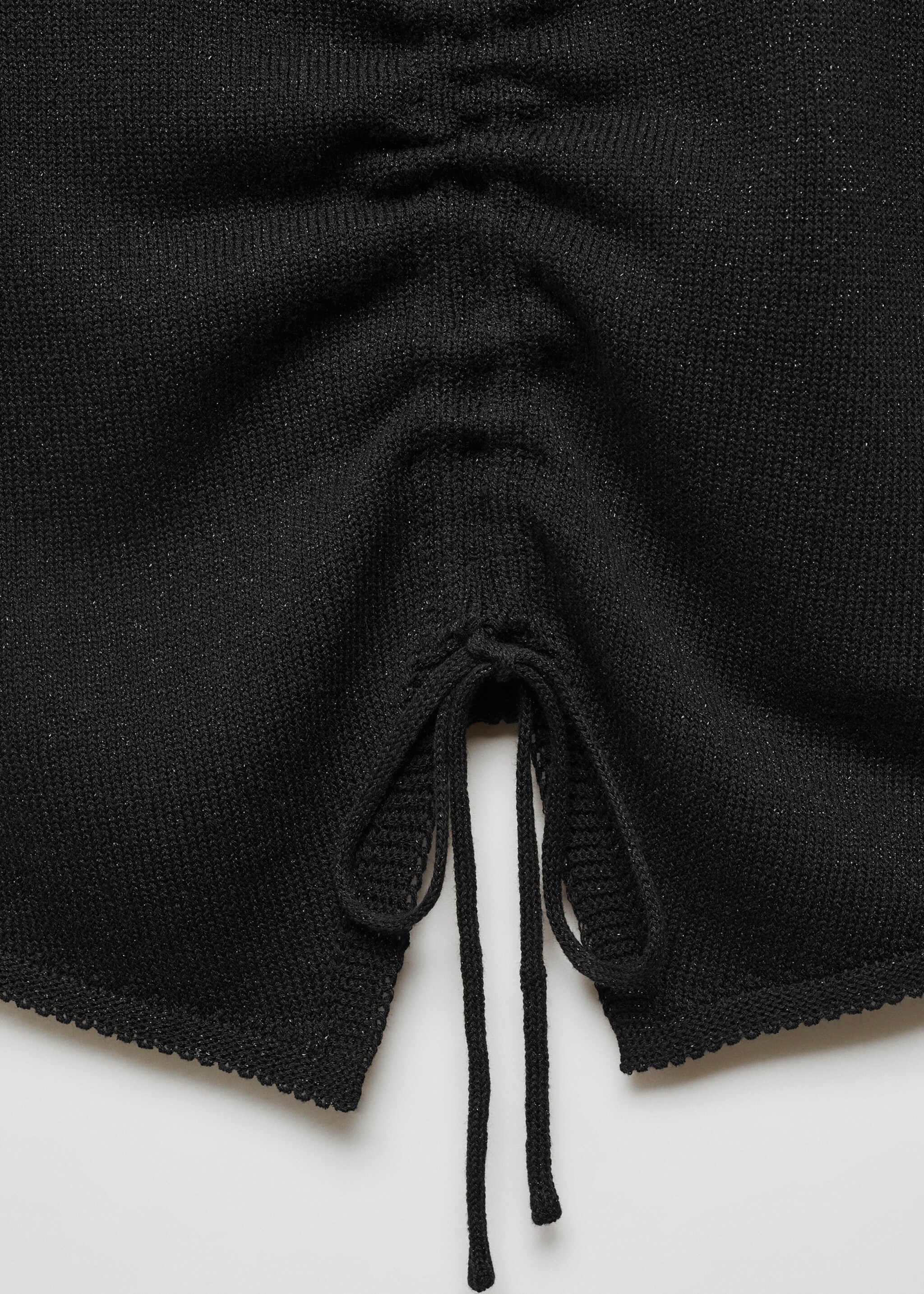 Glossed-effect top - Details of the article 8, Black. Ref: 67065153-00.