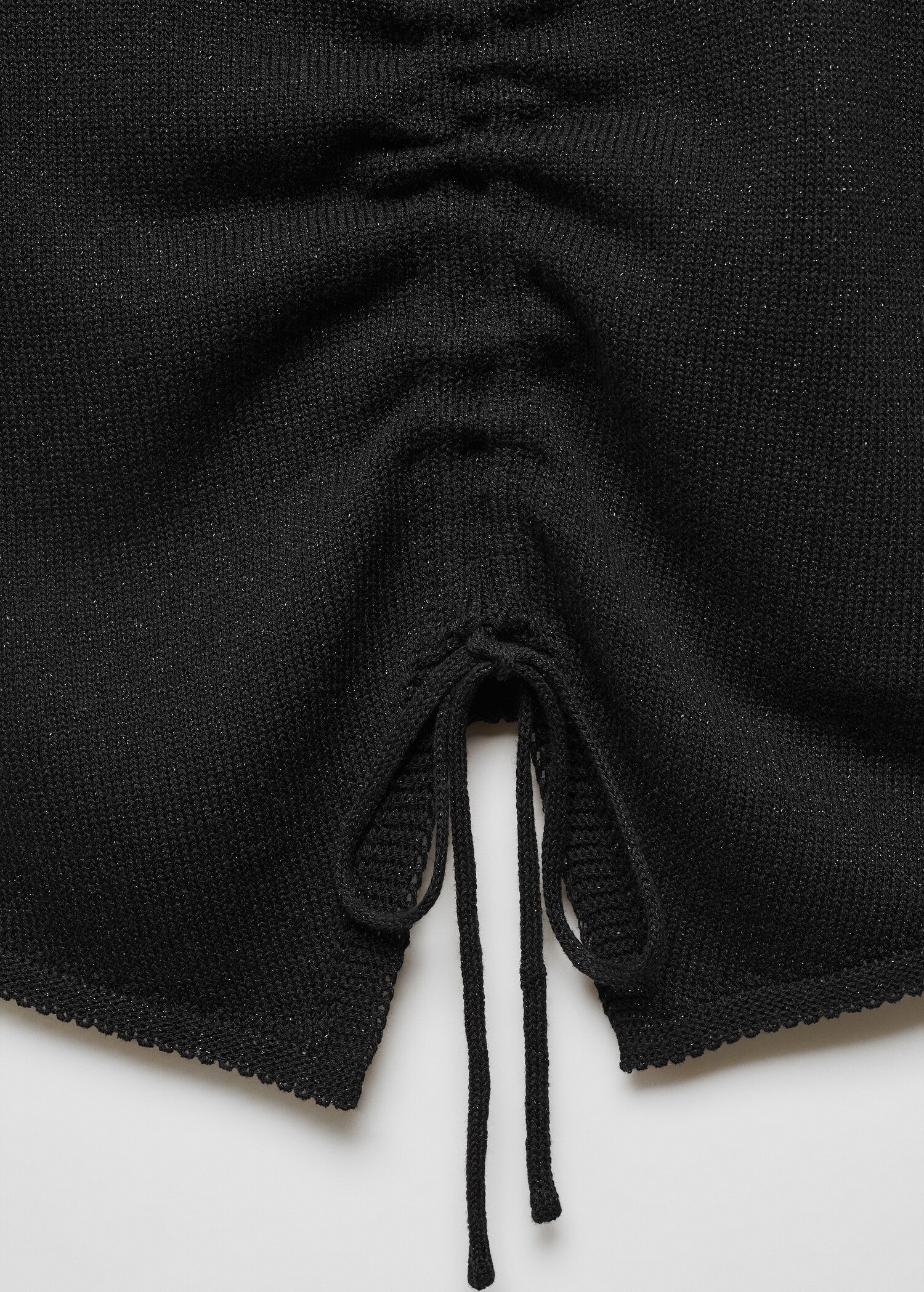 Glossed-effect top - Details of the article 8