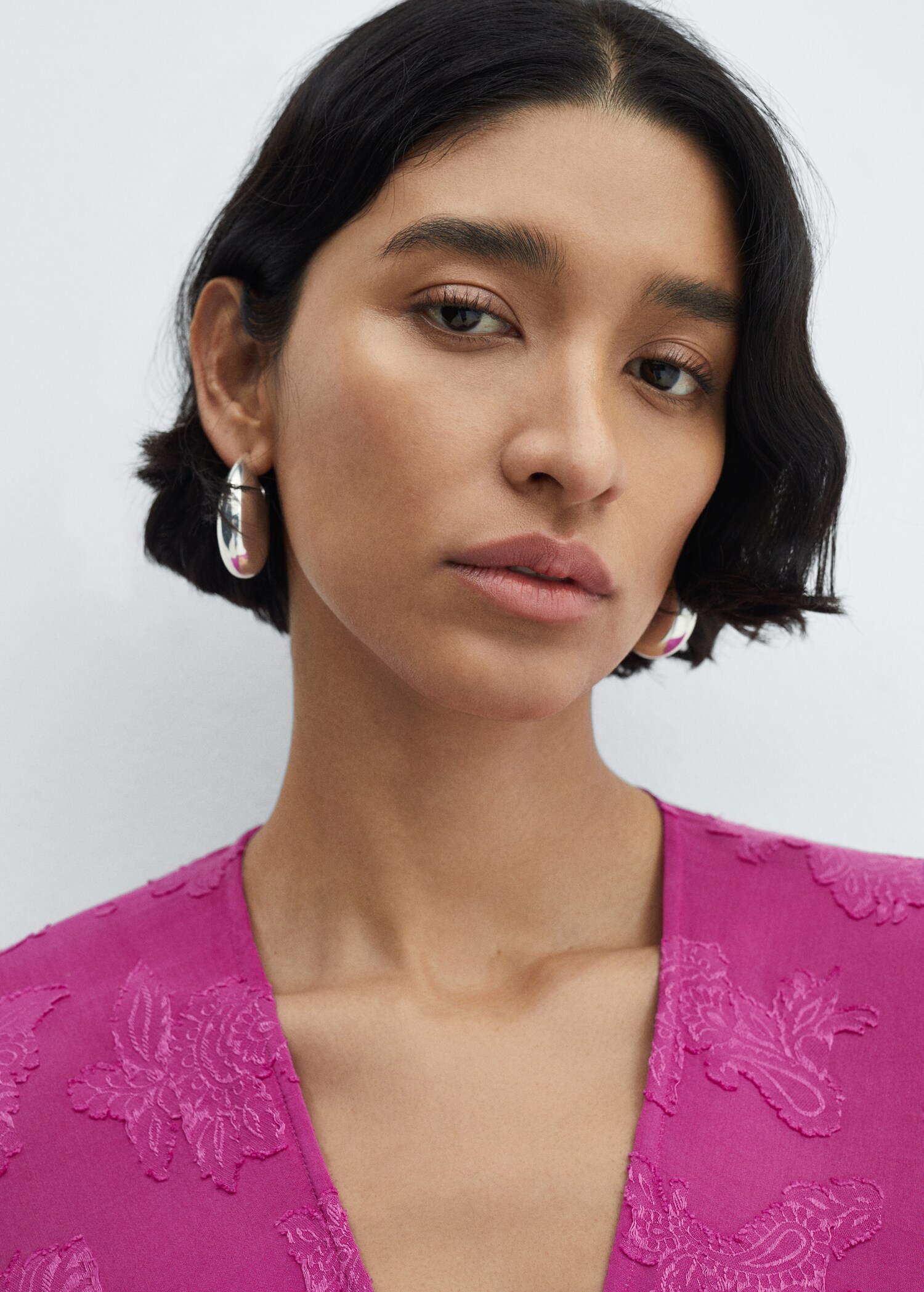 Caftan brodé à fleurs - Détail de l'article 1