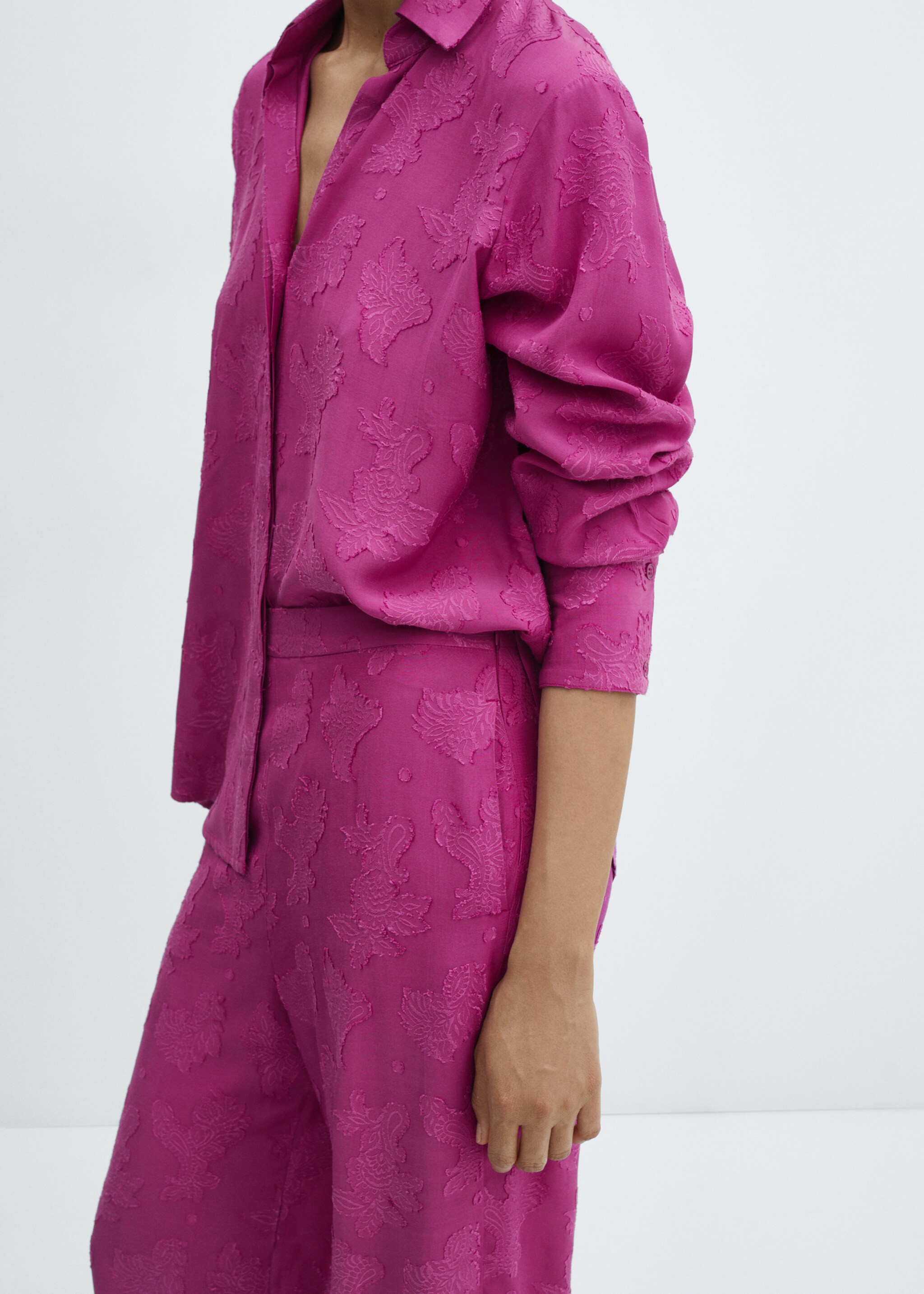Embroidered fluid trousers - Details of the article 6