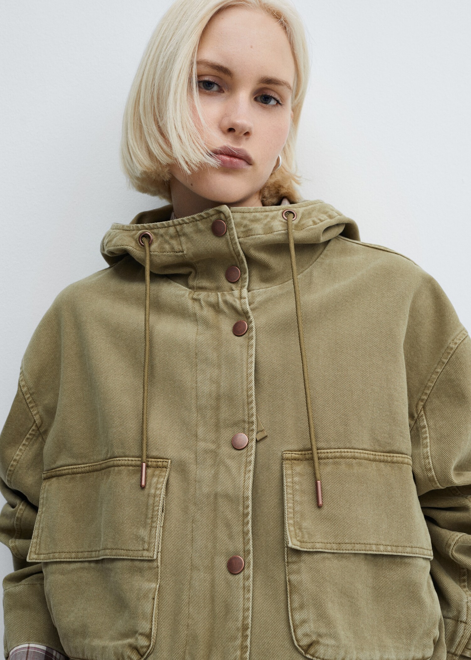 Pockets cotton parka - Details of the article 1