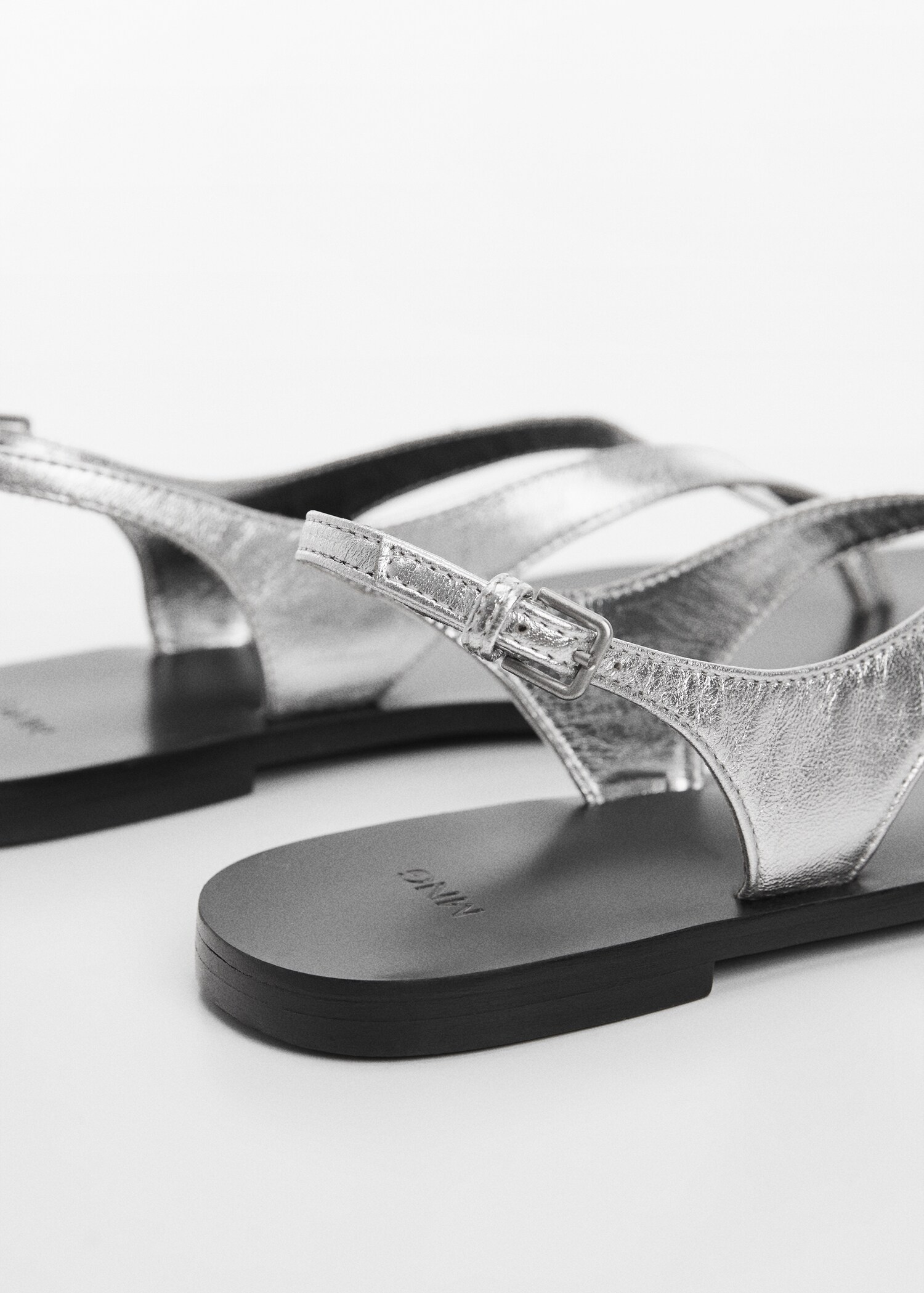 Leather straps sandals - Details of the article 1