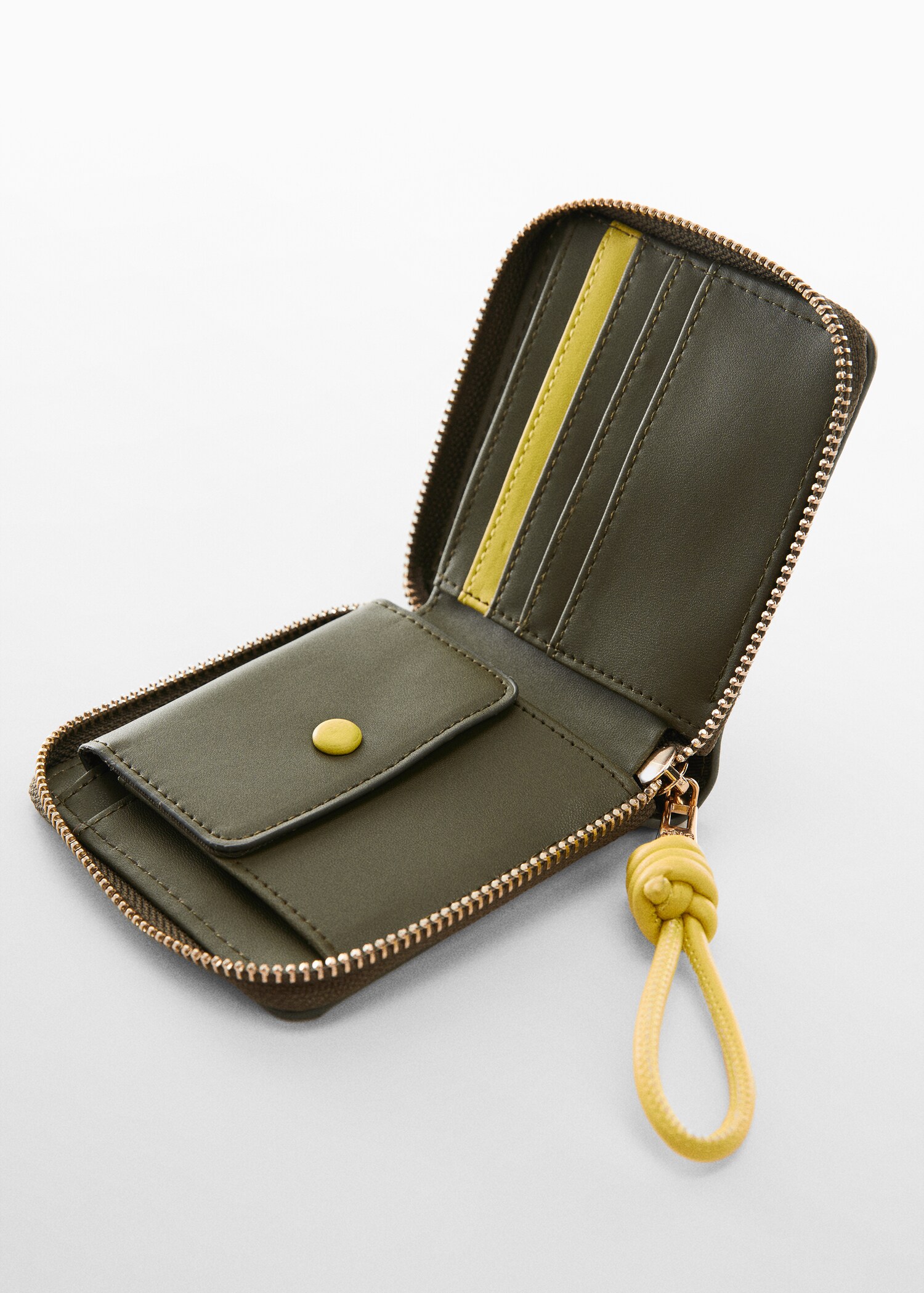 Billetera efecto piel - Detalle del artículo 1