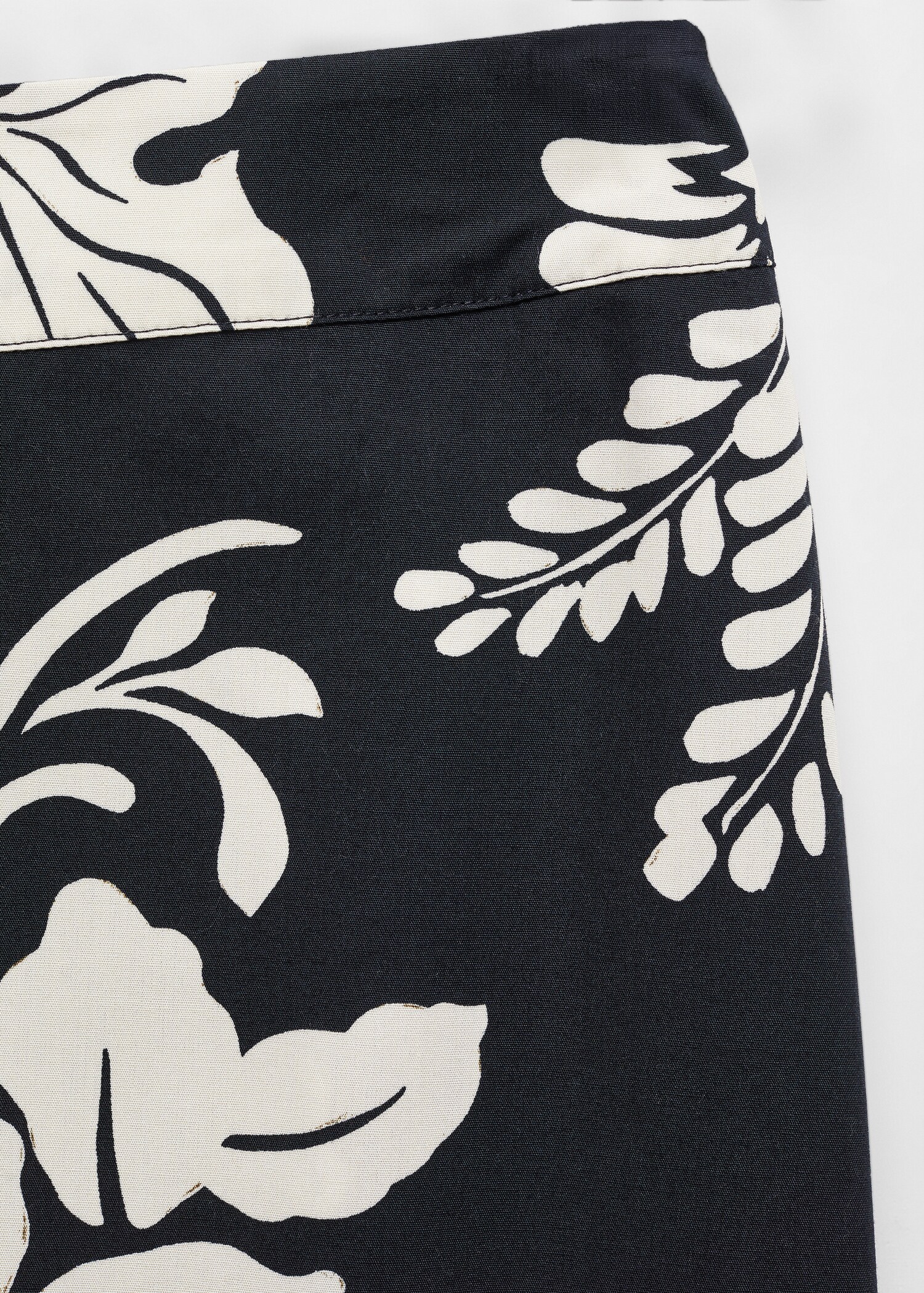 Floral long skirt - Details of the article 8