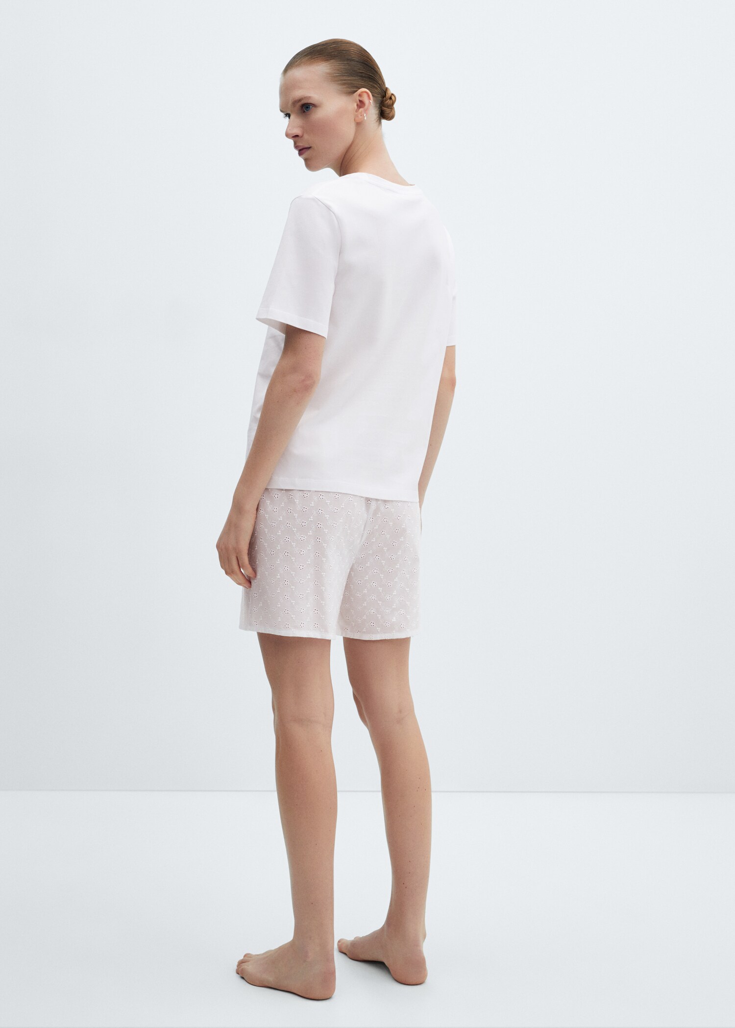 Two-piece cotton pyjamas - Reverse of the article