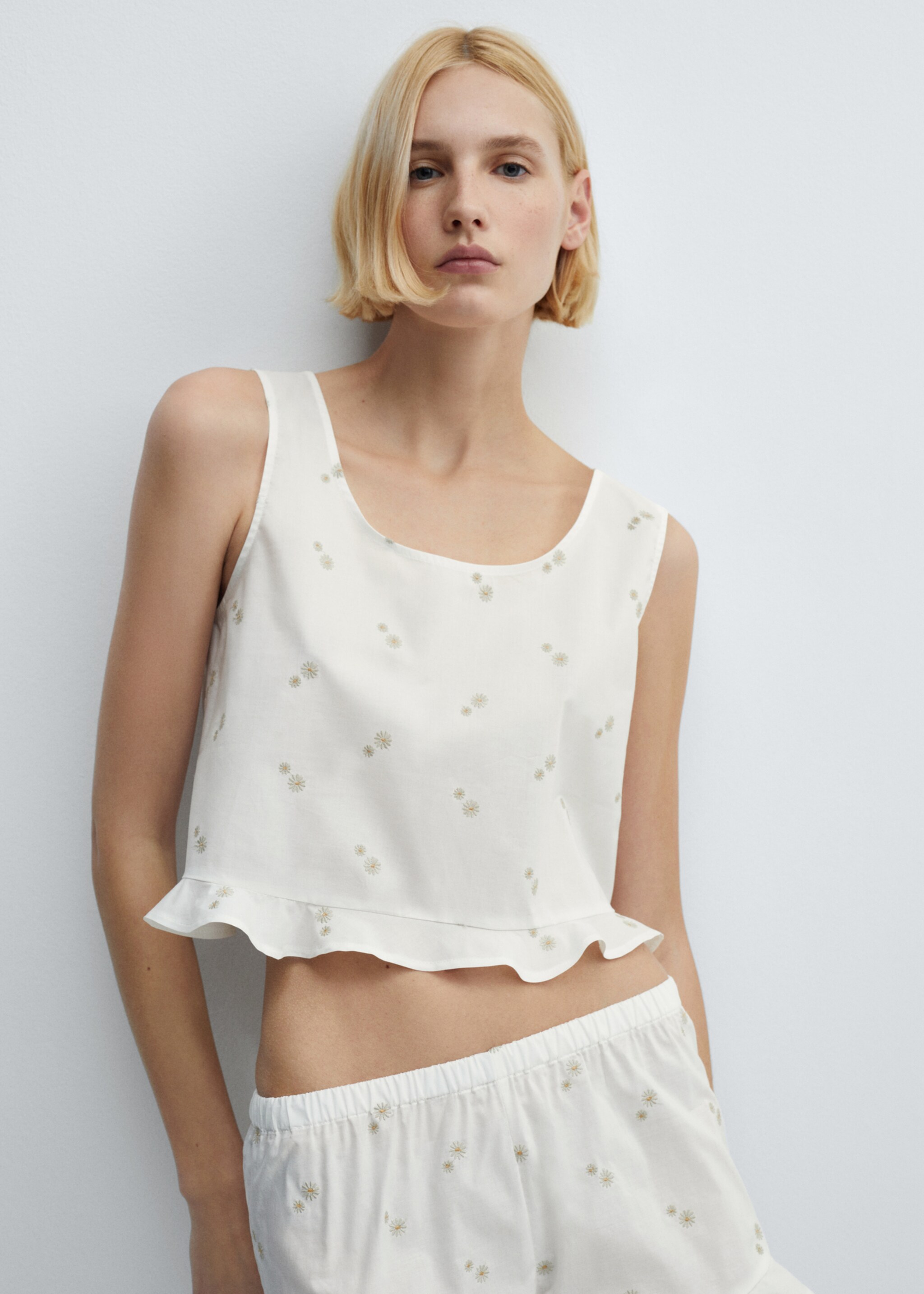 Floral embroidered cotton pyjama top - Medium plane