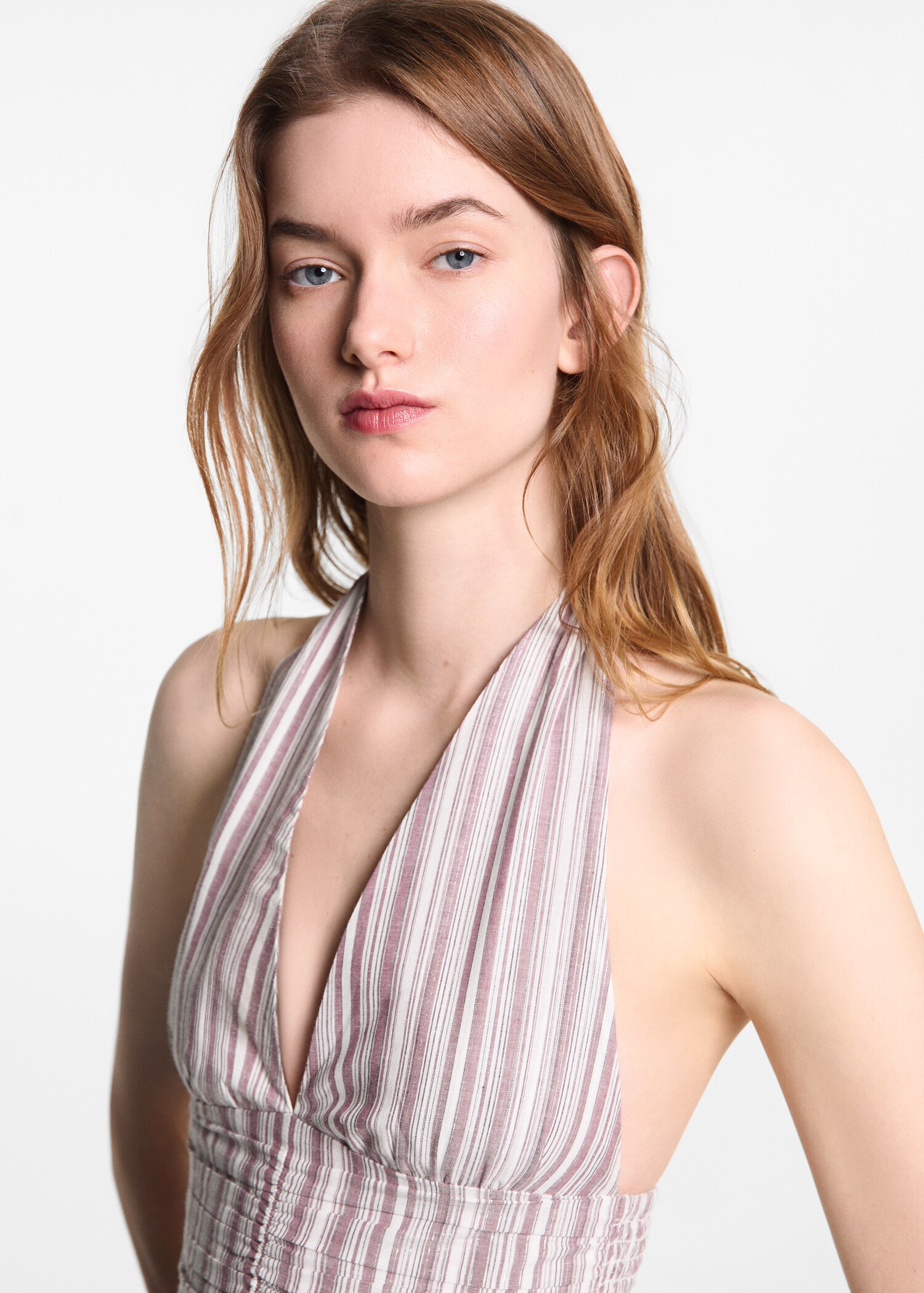 Open-back halter-neck top - Details of the article 1
