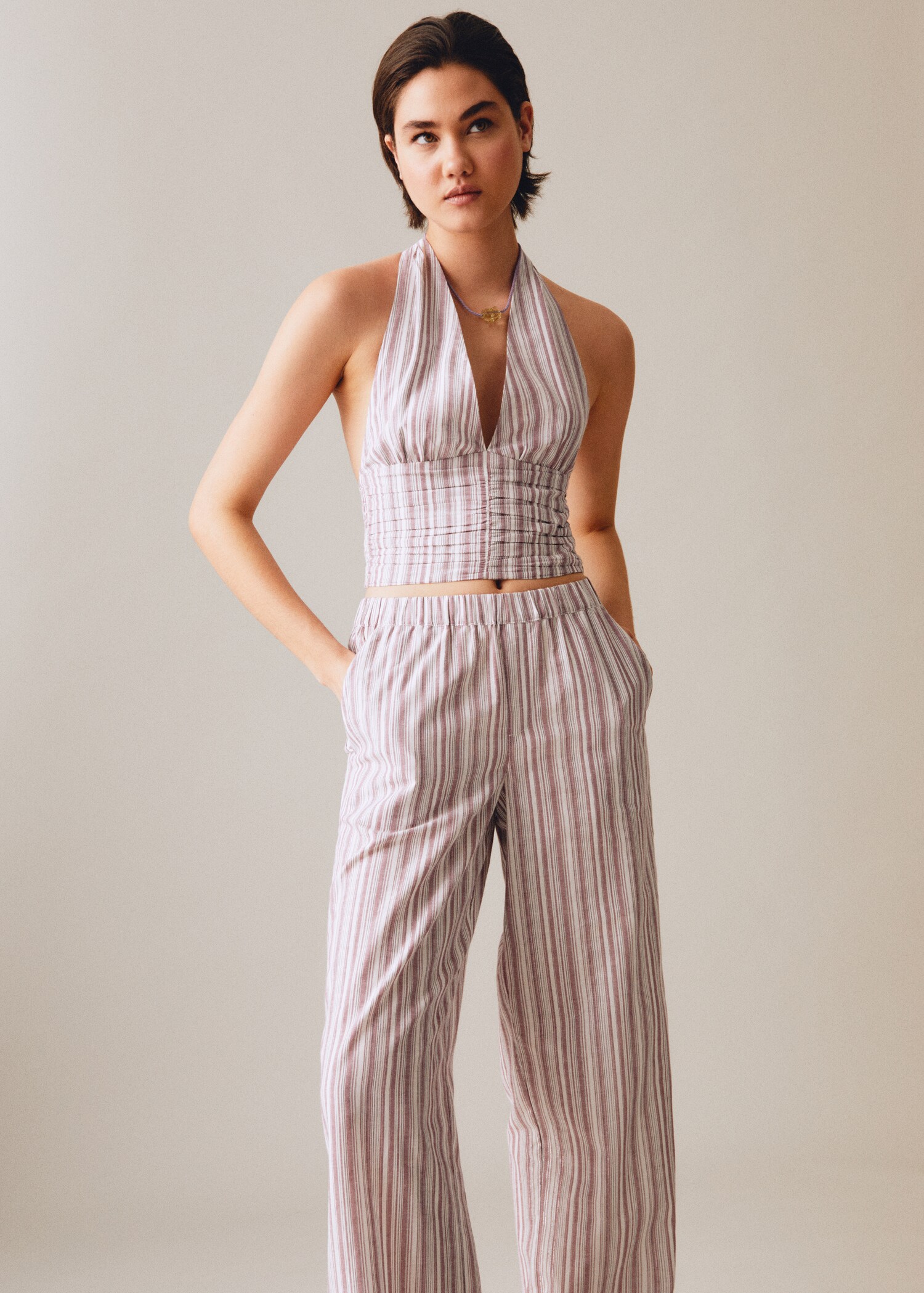 Open-back halter-neck top - Details of the article 5