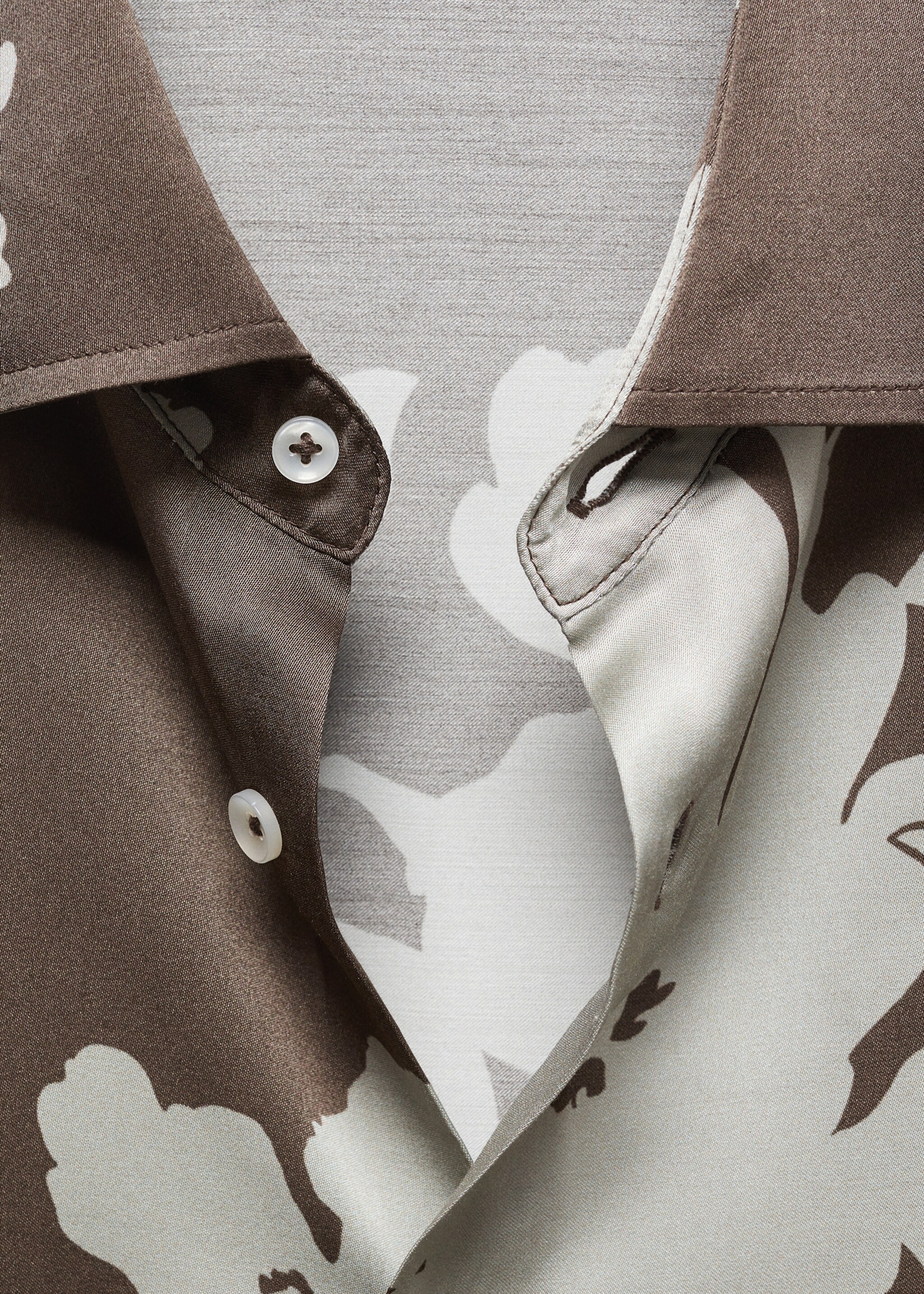 Flowy floral print shirt - Details of the article 8