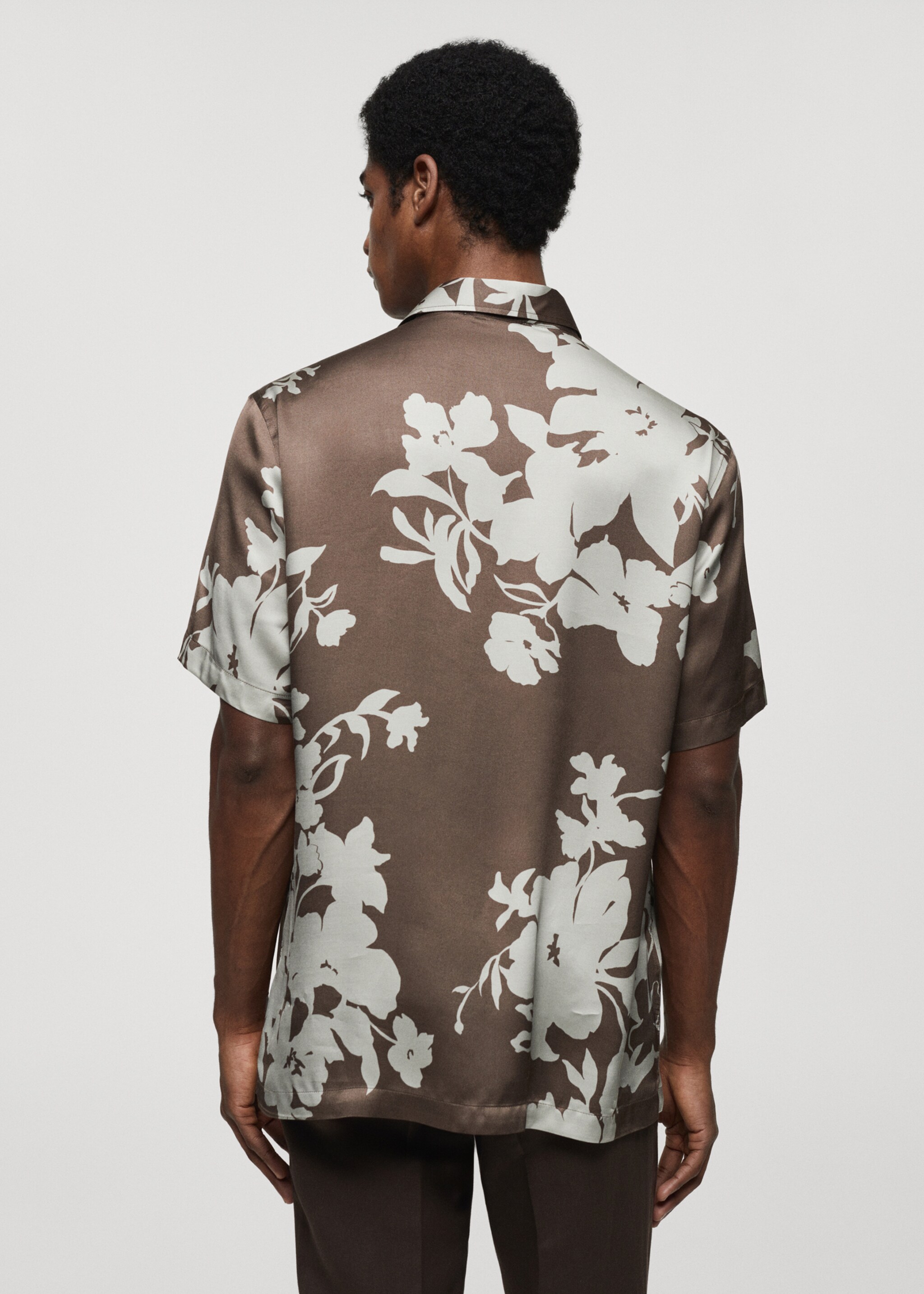 Flowy floral print shirt - Reverse of the article