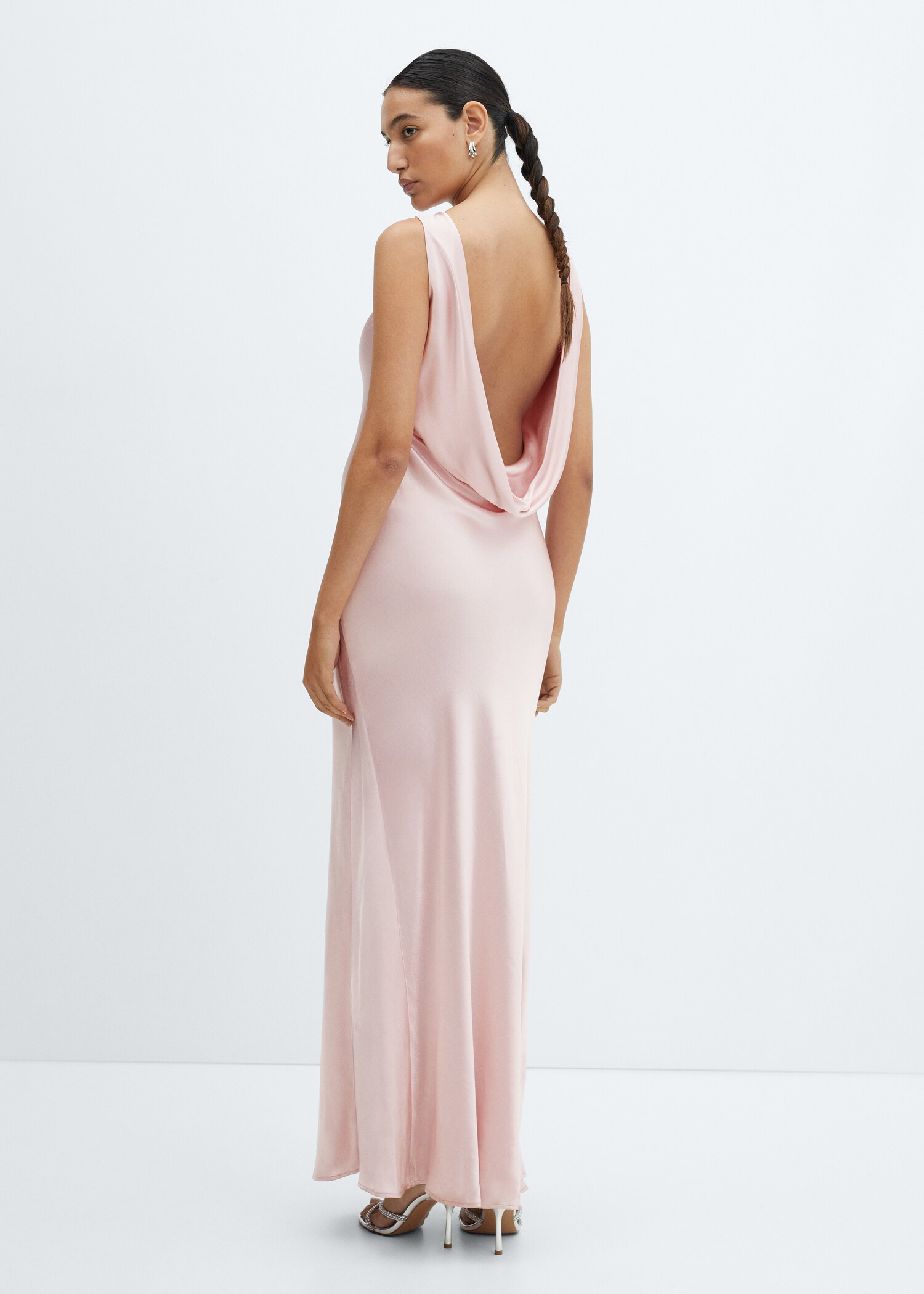 Open-back satin-effect dress - Reverse of the article