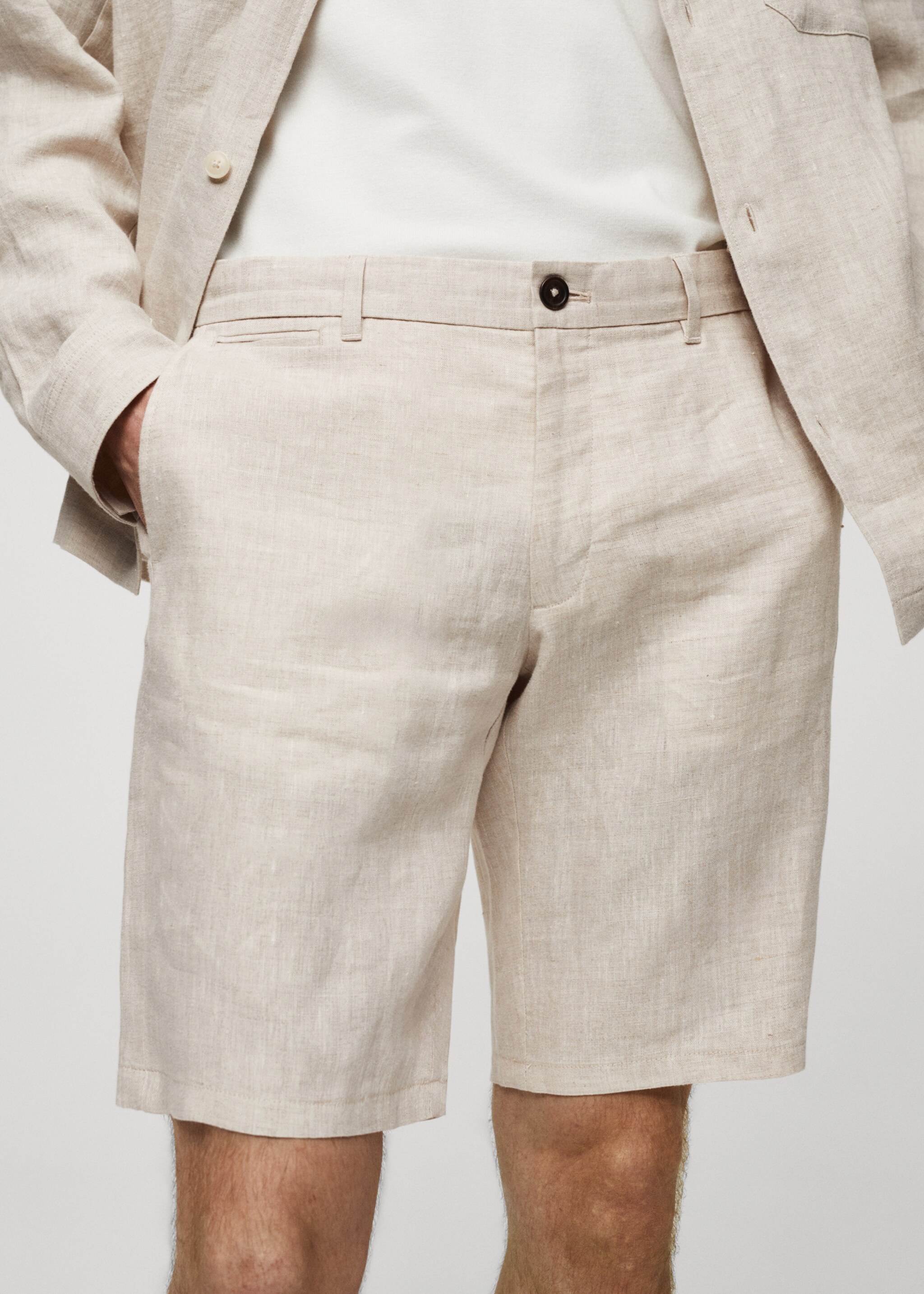 Slim-Fit-Bermudashorts aus 100 % Leinen - Detail des Artikels 1