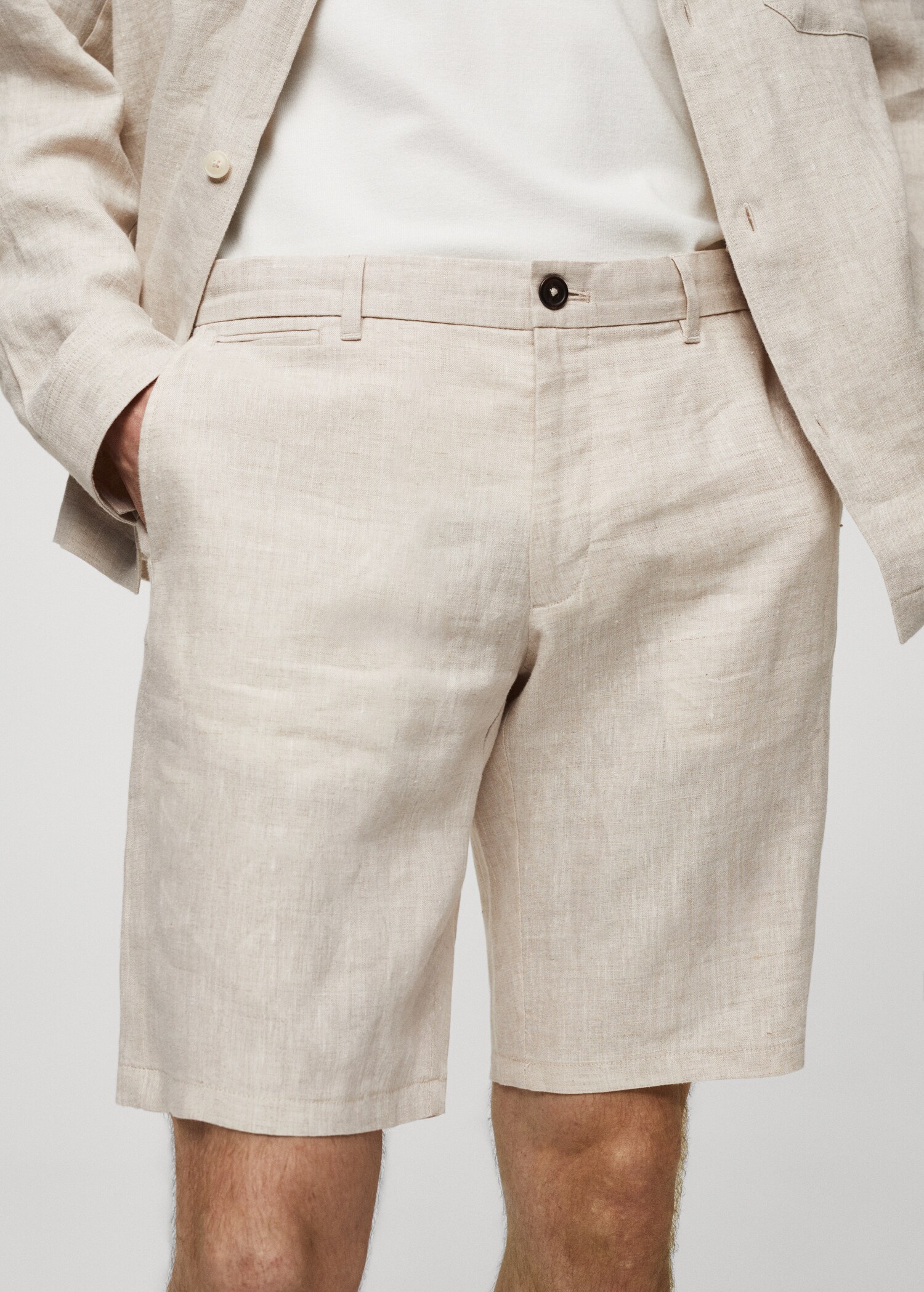 Slim-Fit-Bermudashorts aus 100 % Leinen - Detail des Artikels 1