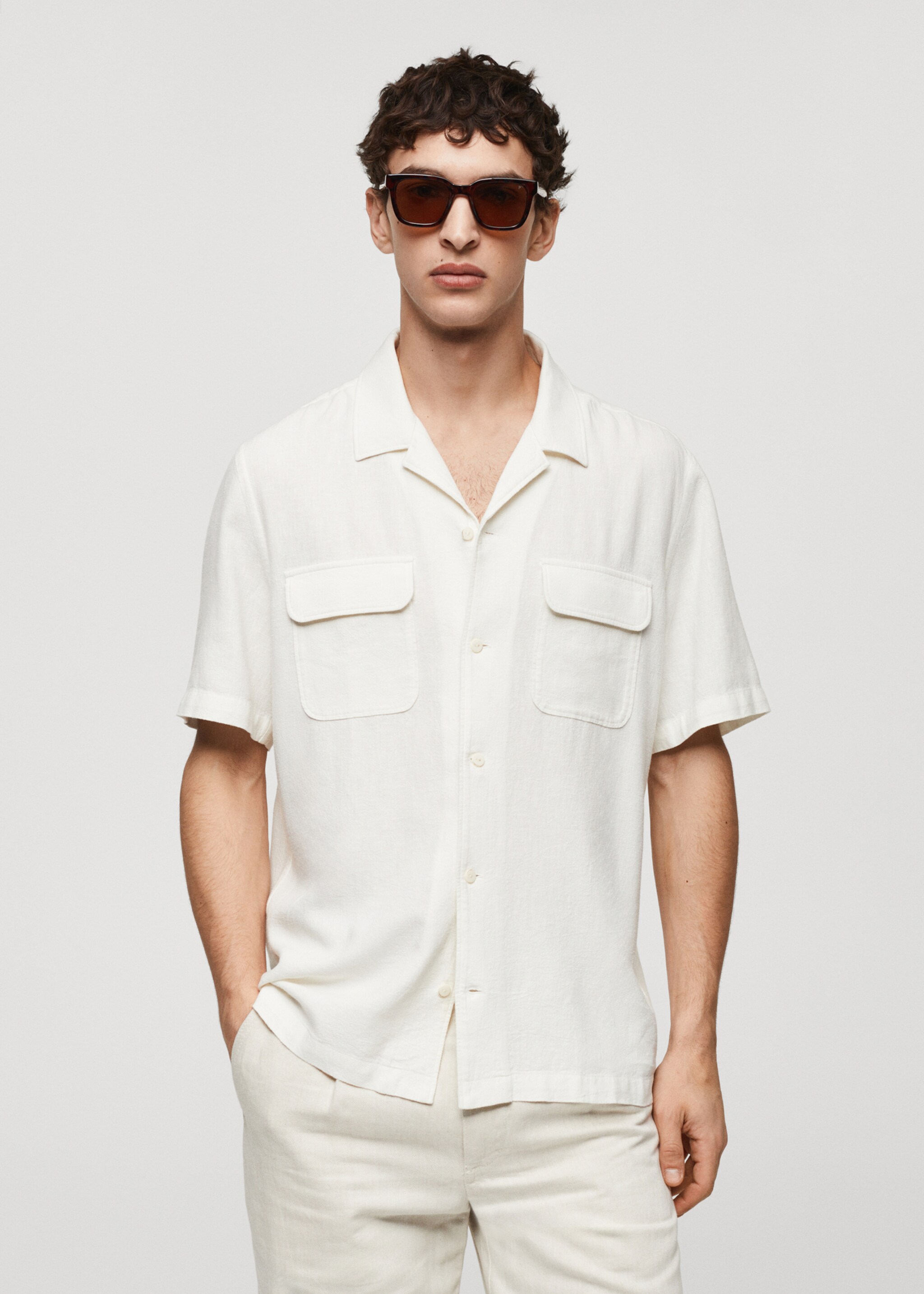 Linen shirt with bowling collar and pockets - Medium plane