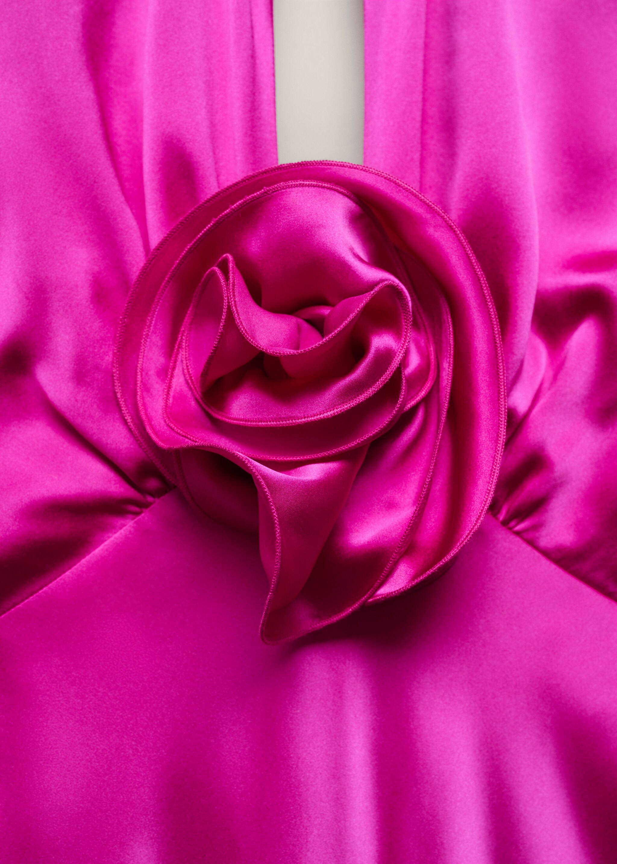 Satin dress with flower detail - Details of the article 8