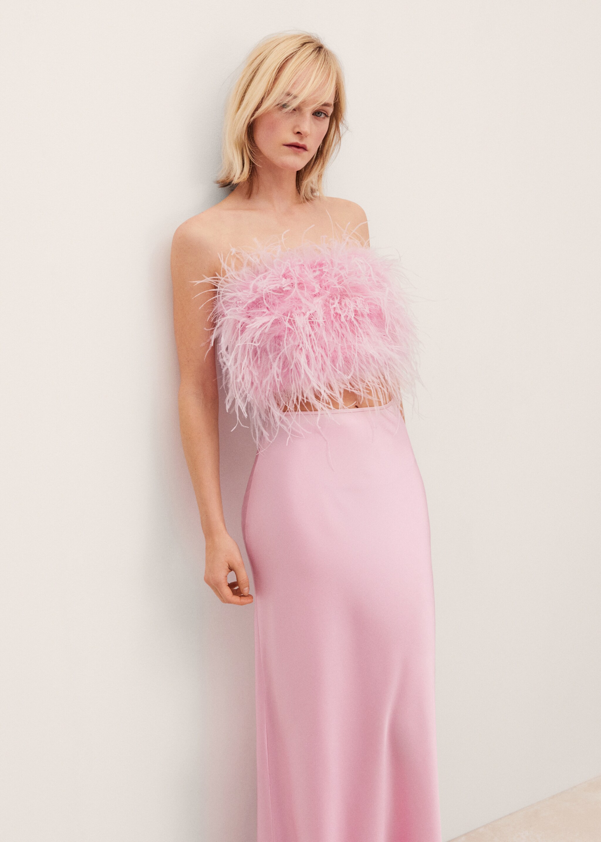 Satijnen maxi-jurk - Detail van het artikel 1, Pastelroze. Ref: 67066749-00.