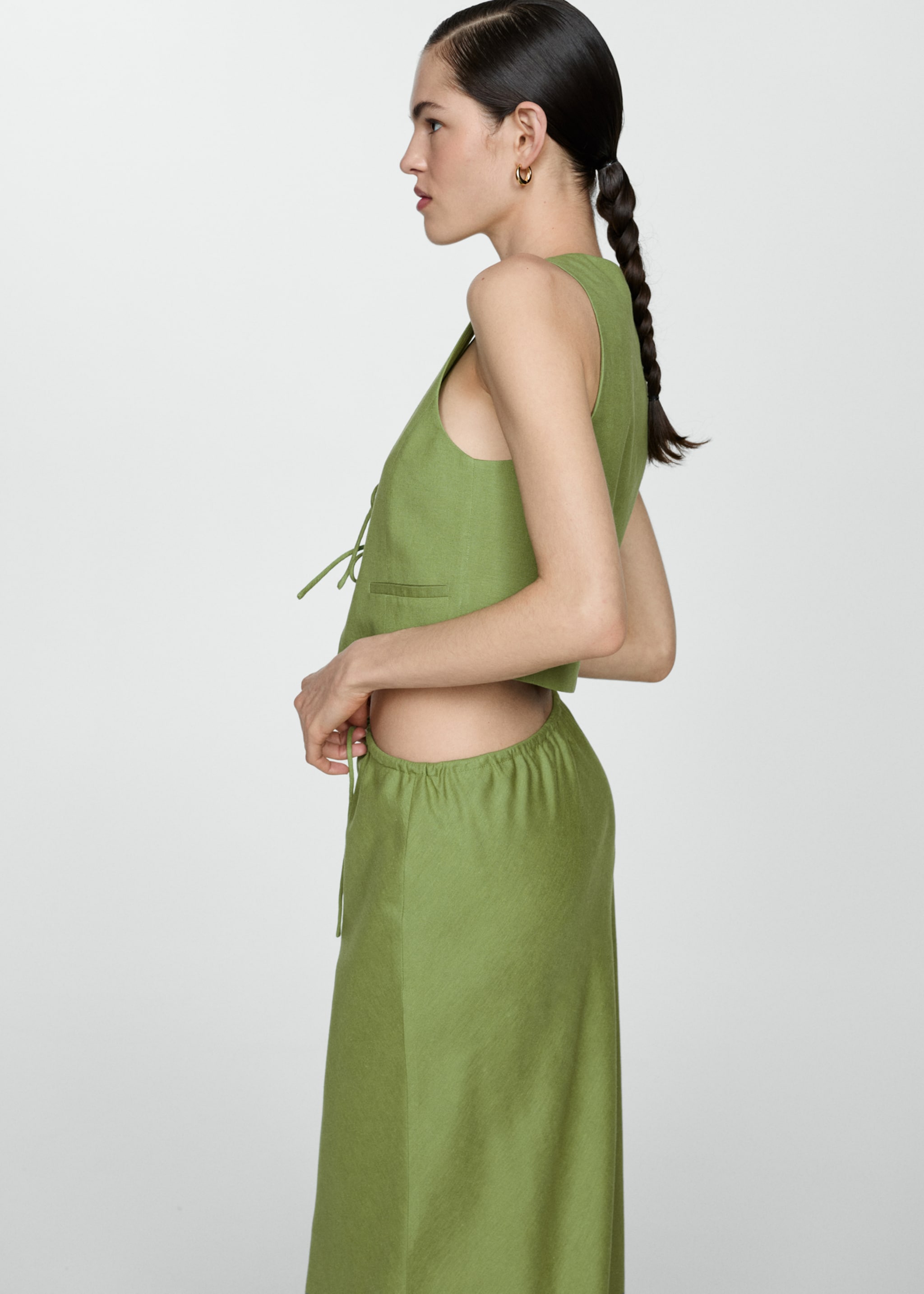 Gilet with tie closure - Medium plane