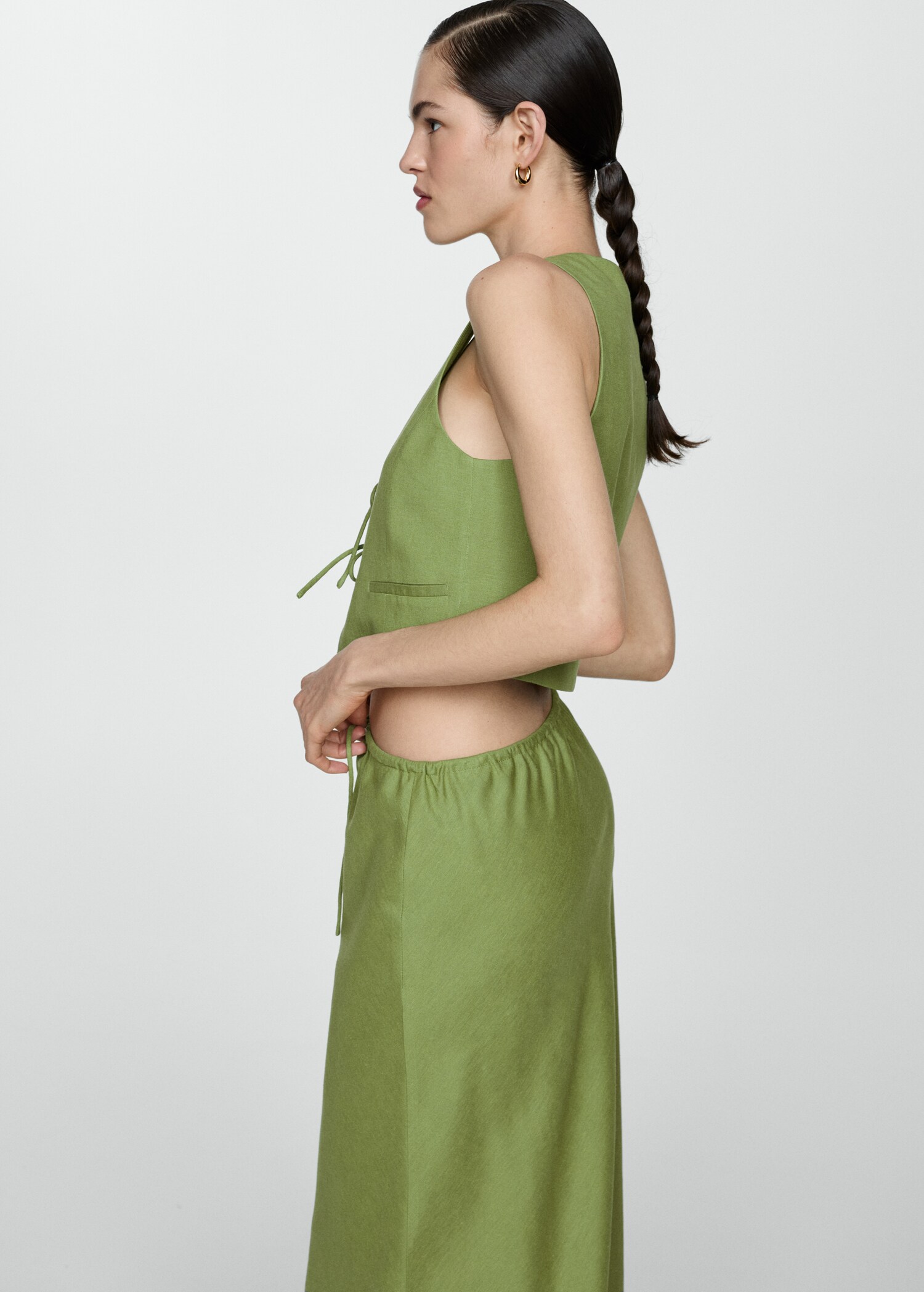 Gilet with tie closure - Medium plane