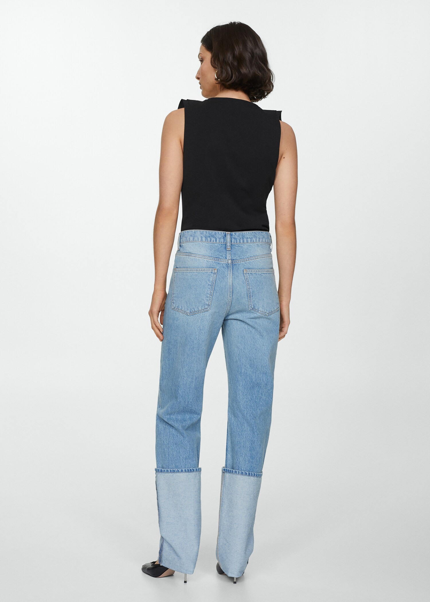 Ruffled cotton top - Reverse of the article