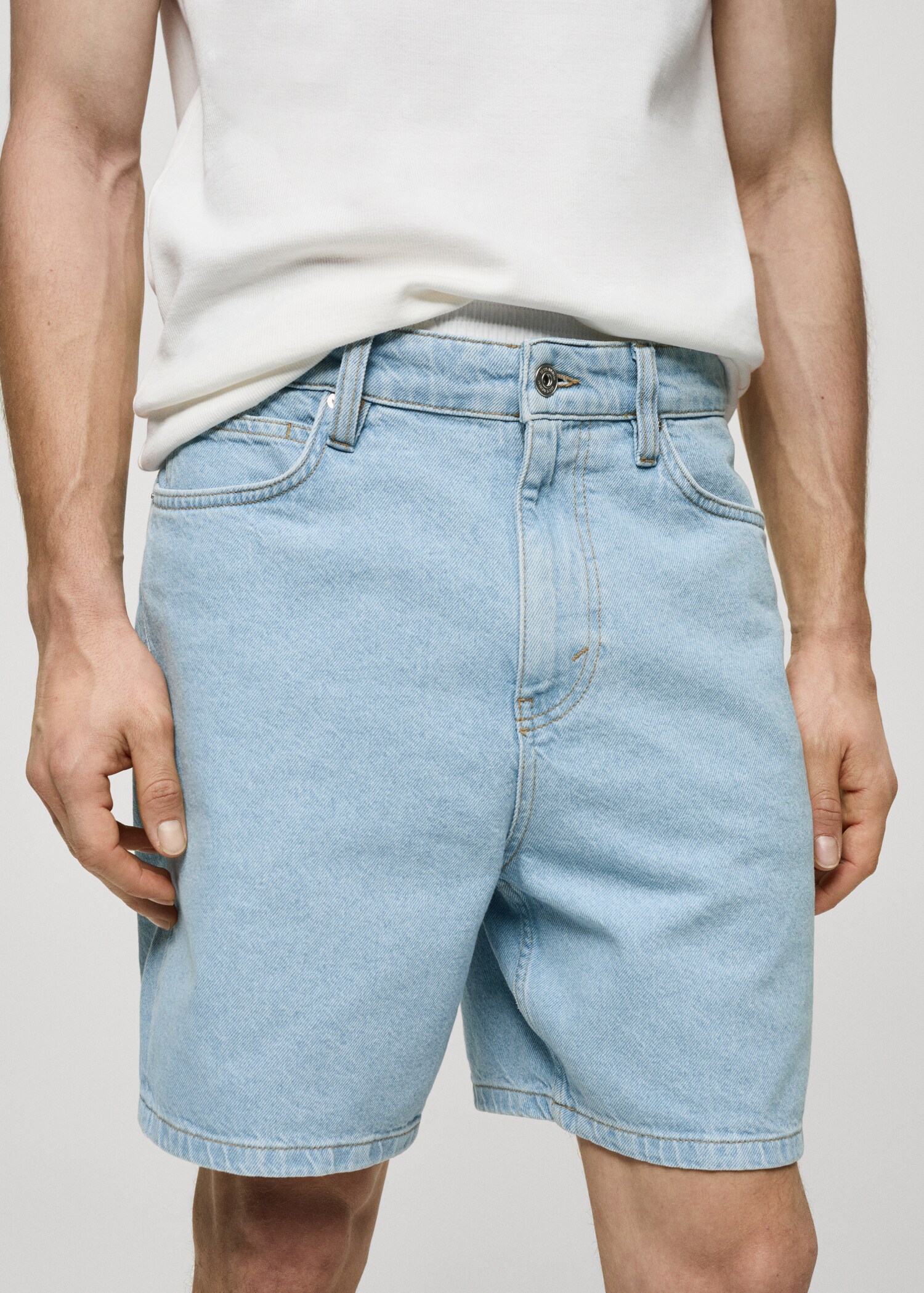 Bermuda en jean regular-fit - Détail de l'article 1