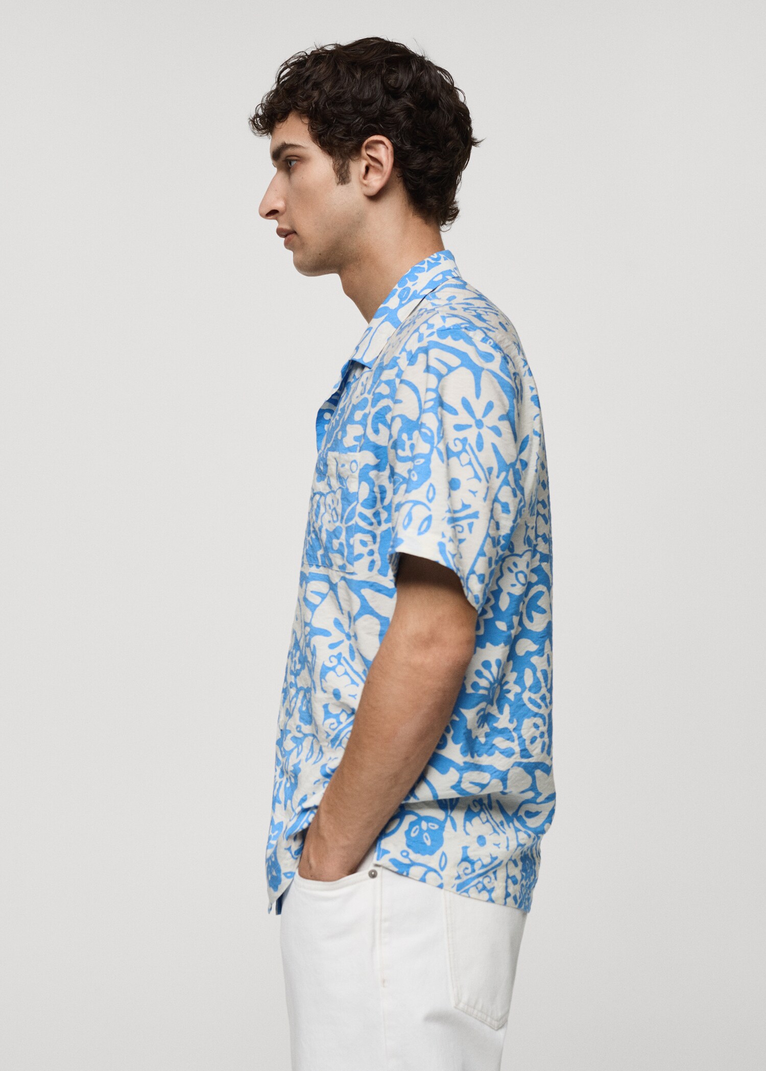 Printed fluid regular-fit shirt - Details of the article 2