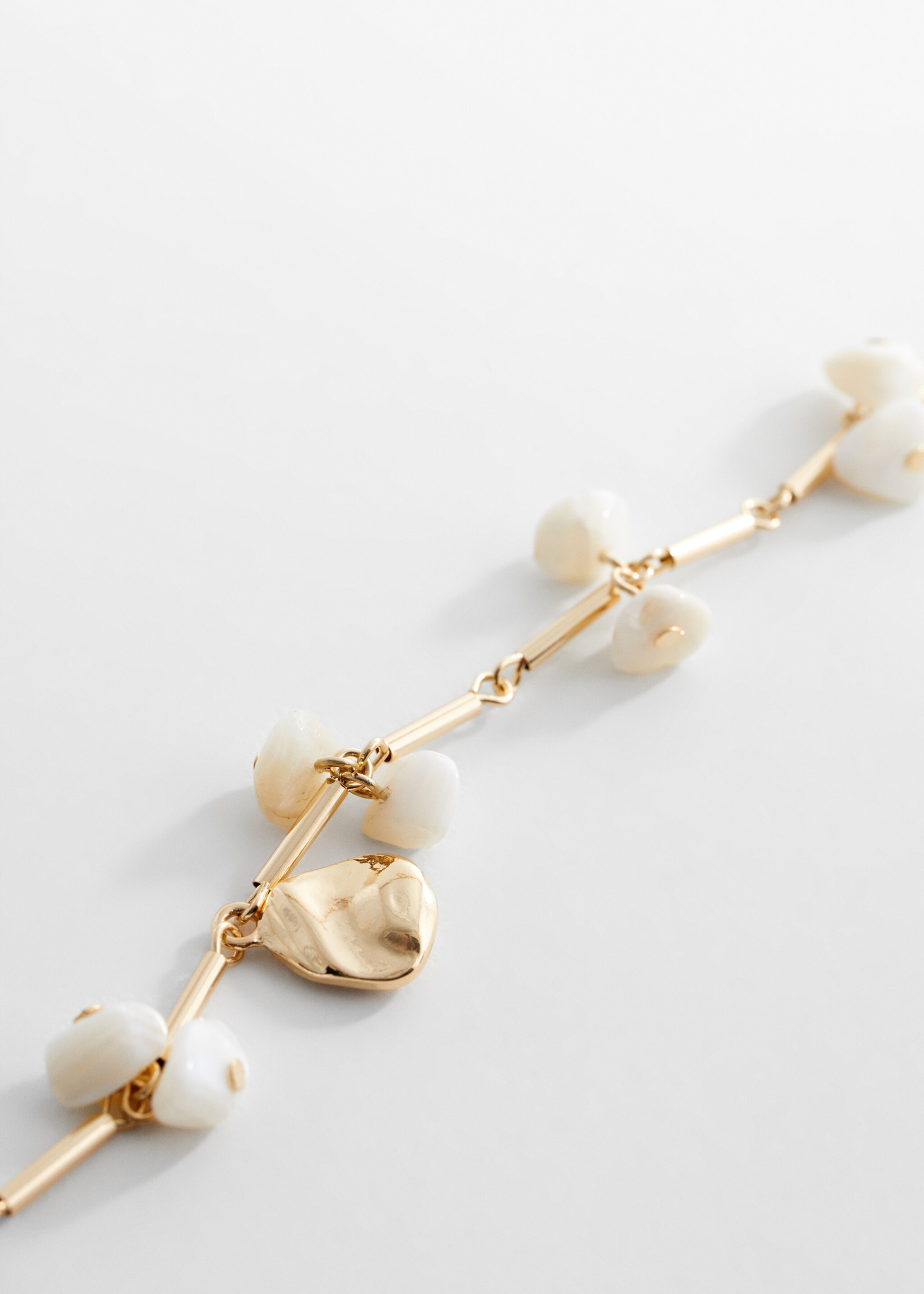 Shell chain necklace - Medium plane, Gold. Ref: 67067709-00.