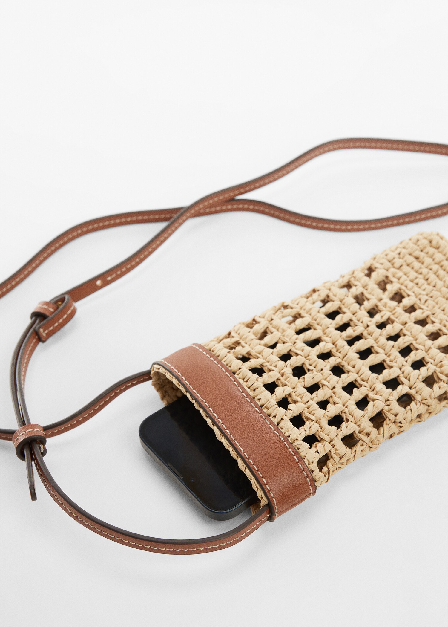Natural fibre mobile case - Details of the article 2