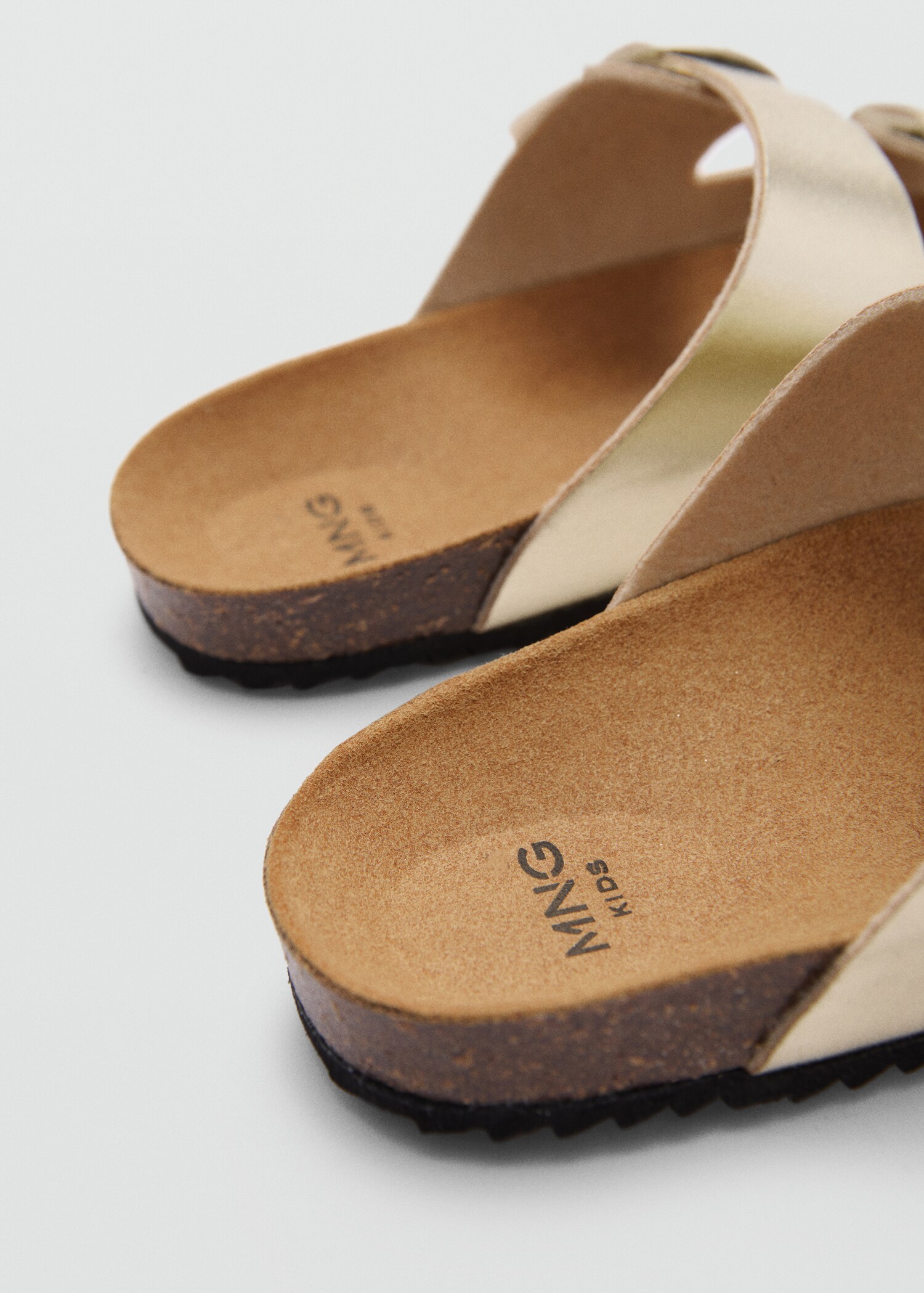 Sandals with metal buckle - Details of the article 1