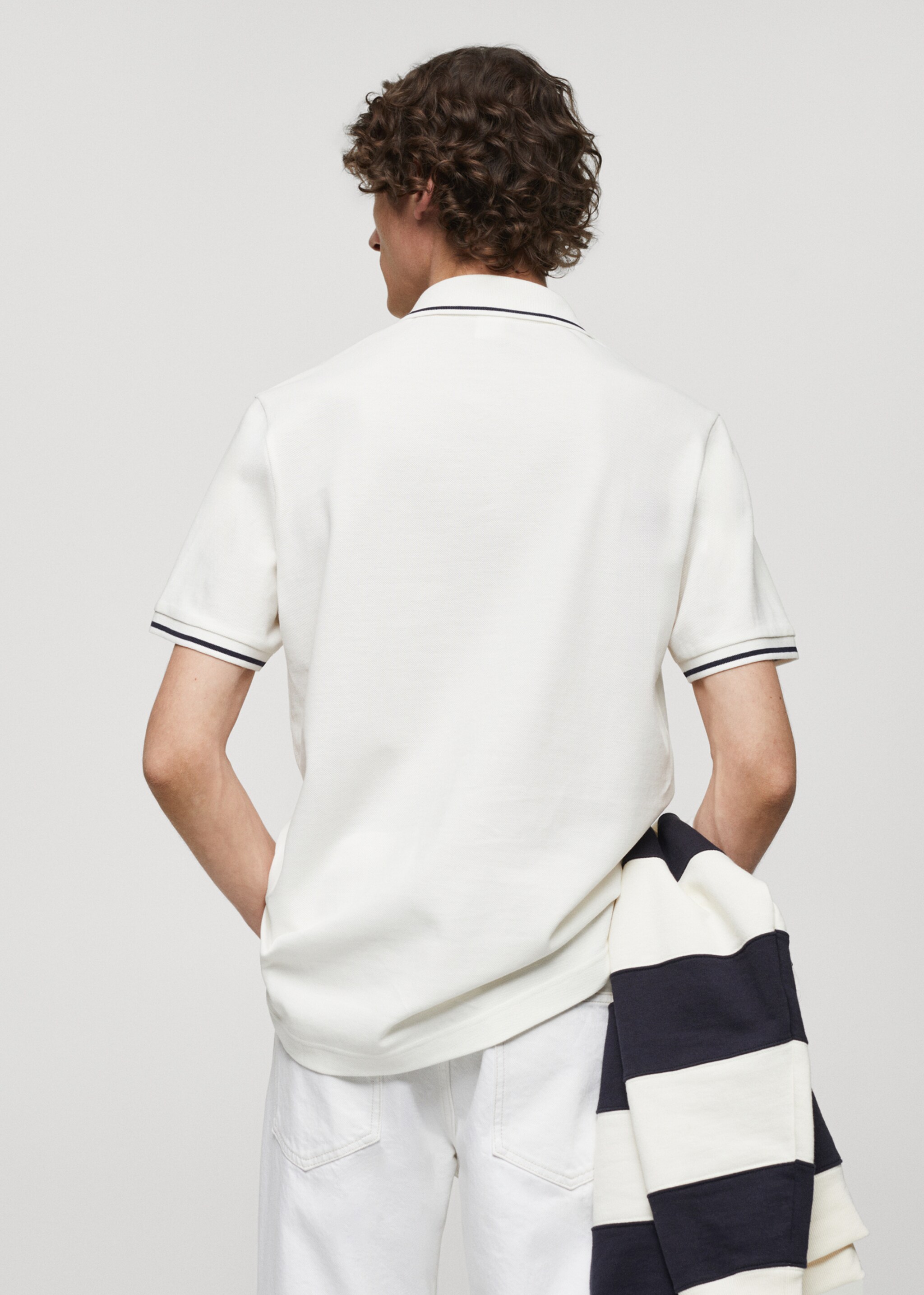 100% embroidered cotton polo shirt - Reverse of the article