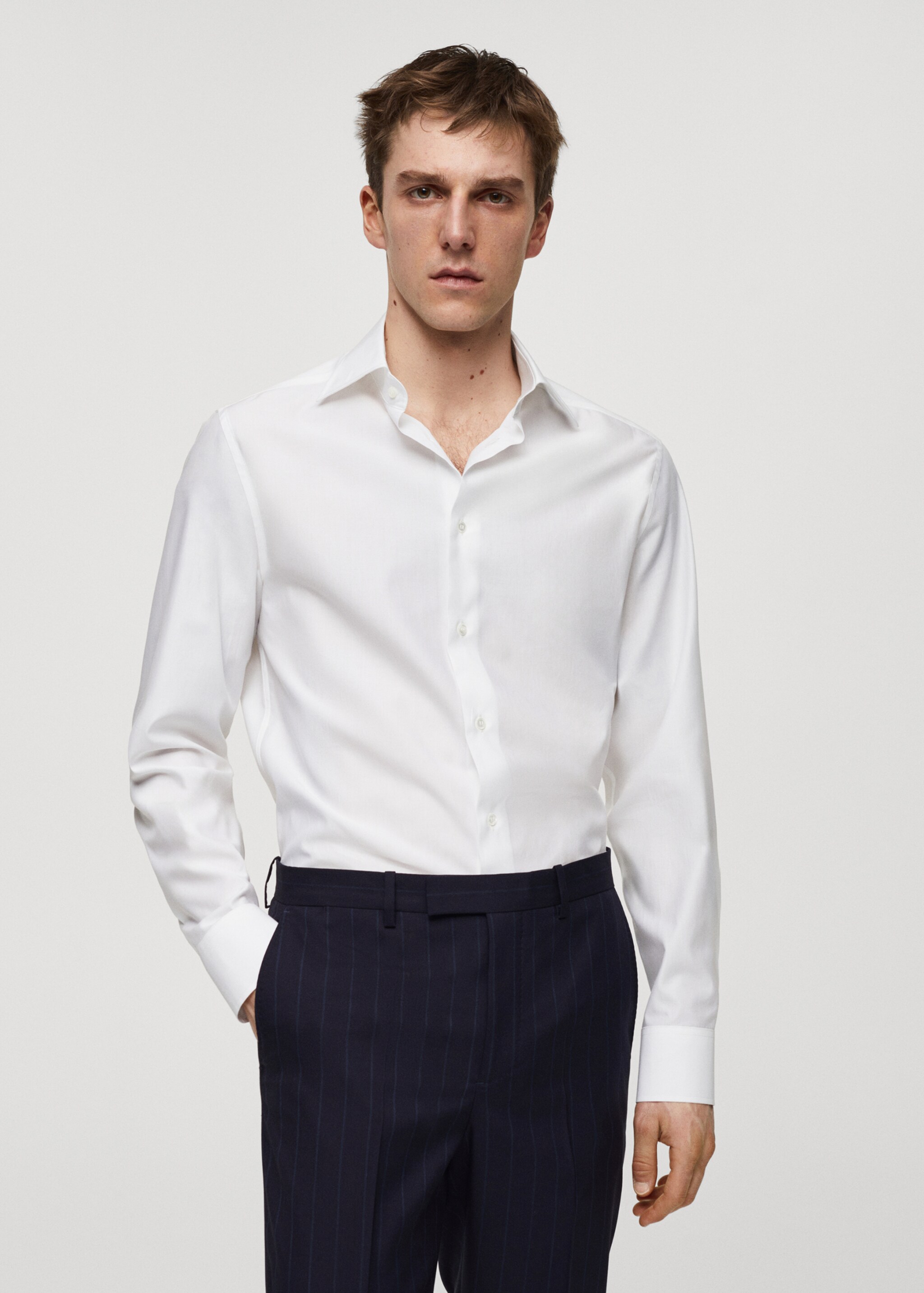 100% cotton slim-fit twill shirt - Medium plane, White. Ref: 67068268-00.