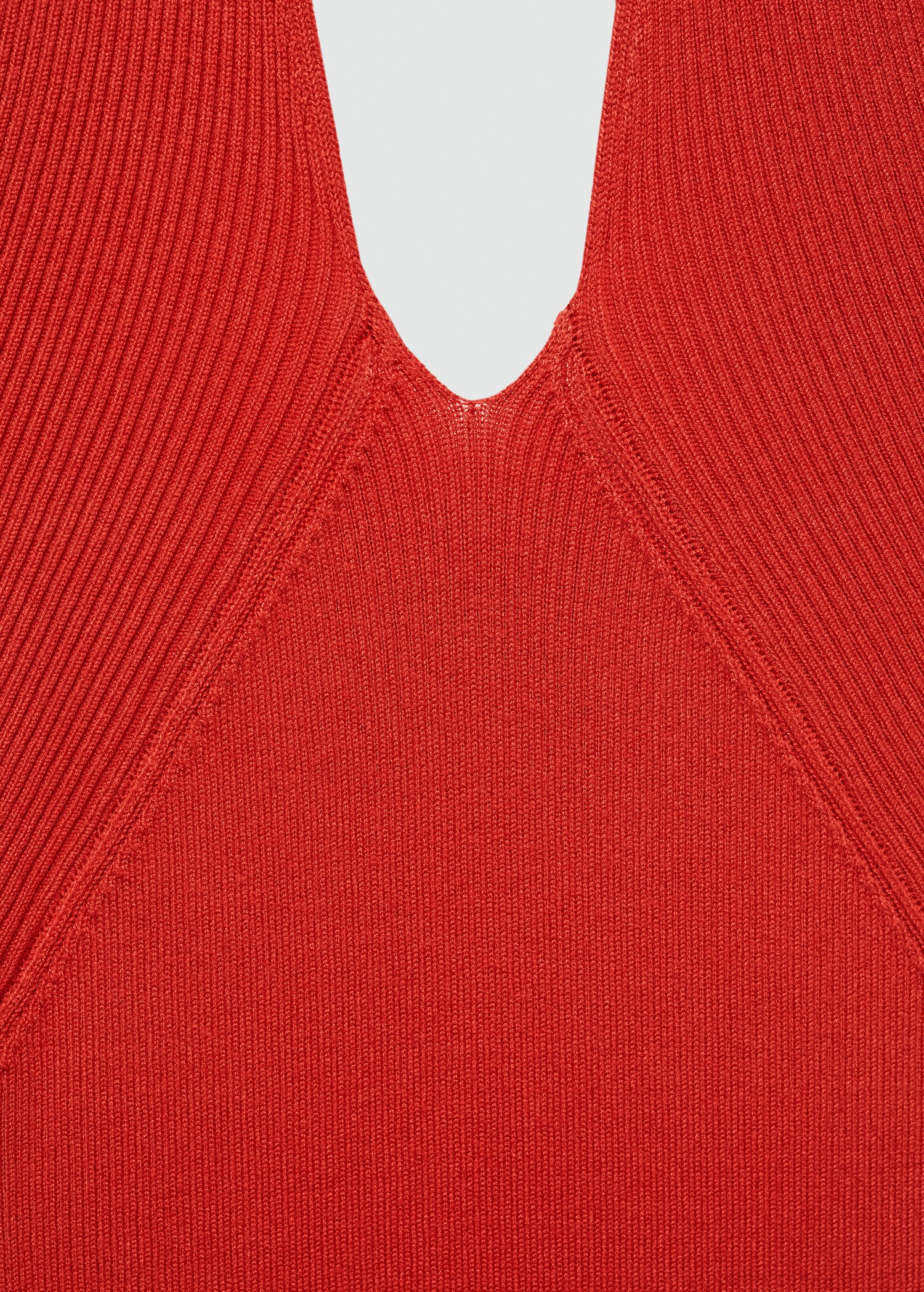 Halter-neck knitted dress - Details of the article 8