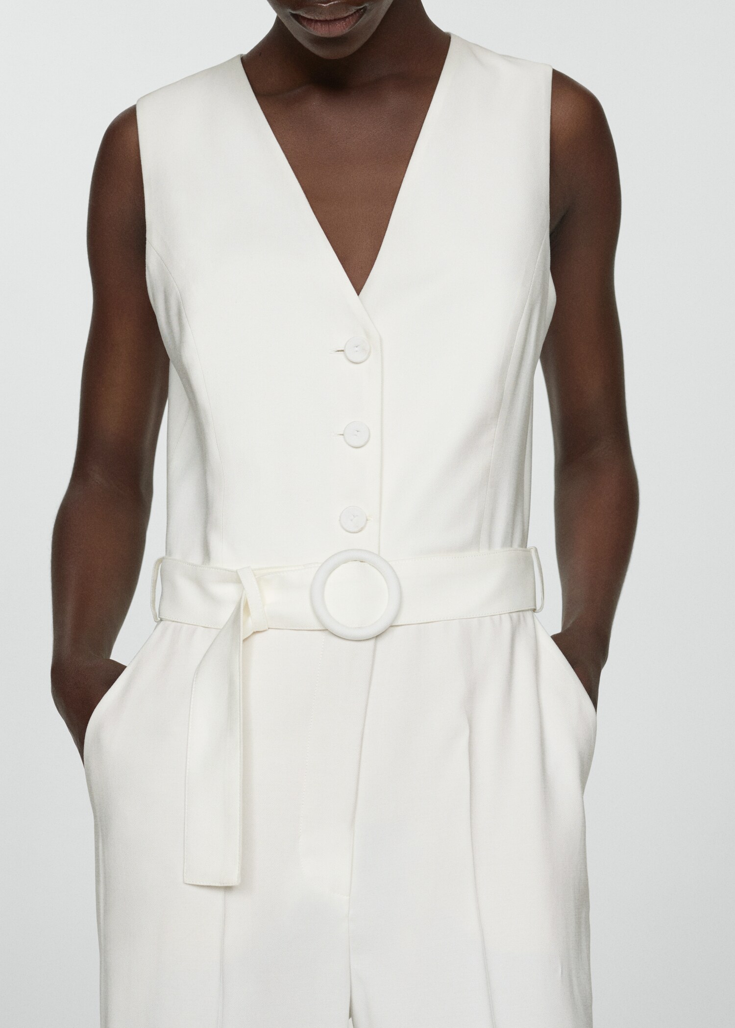 Langer Jumpsuit mit Gürtel - Detail des Artikels 1