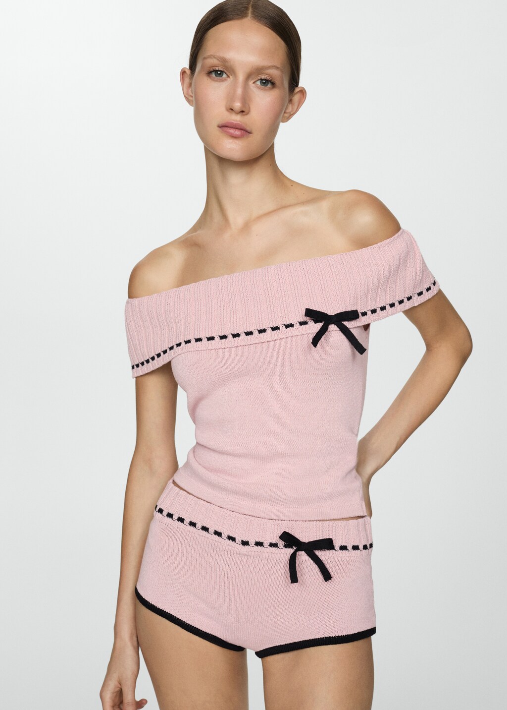 トップス the red thread S offshoulder tops petal THEREDTHREAD / ザレッドスレッド】S offshoulder tops petal