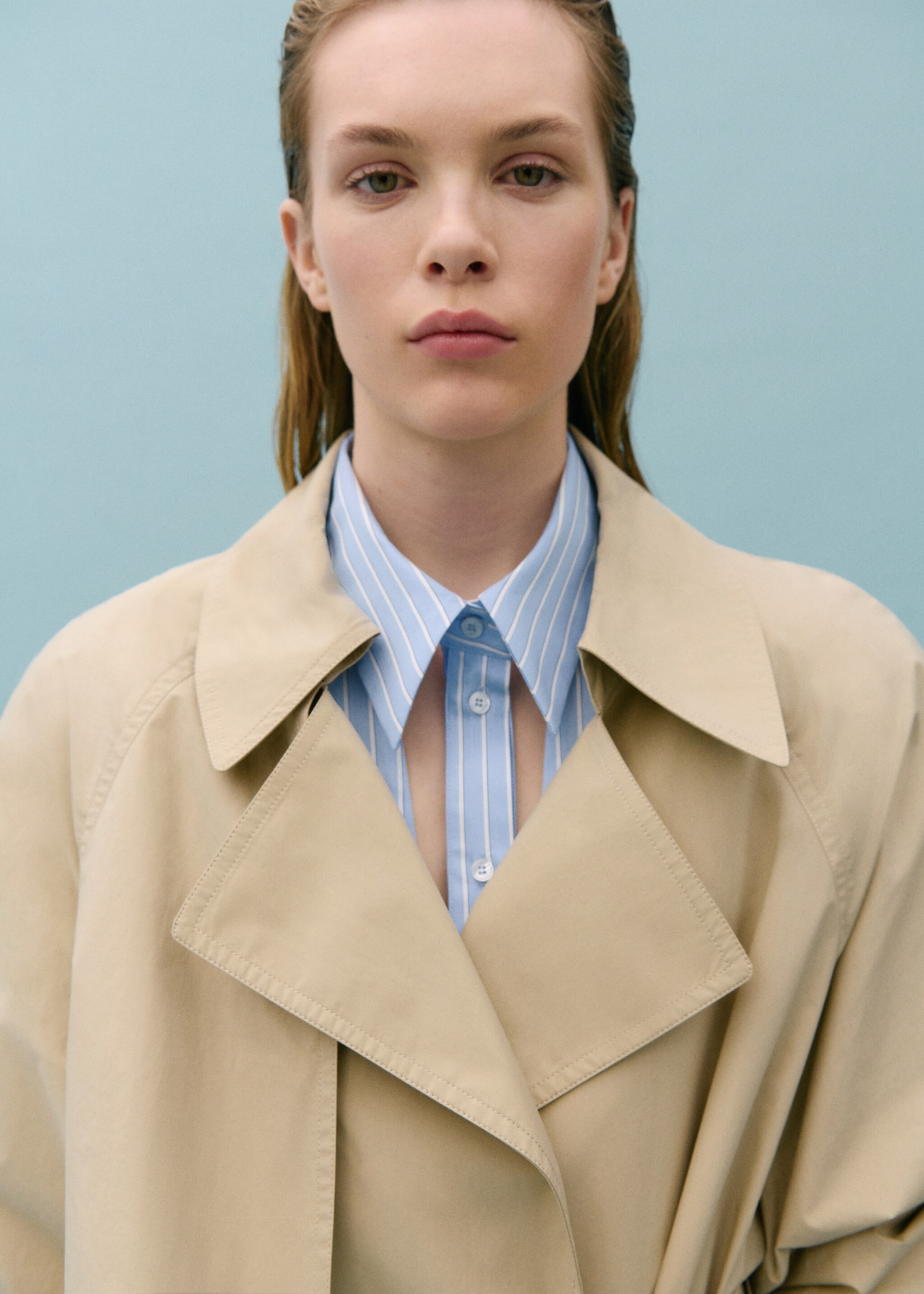 Langer Trenchcoat aus 100 % Baumwolle - Detail des Artikels 1