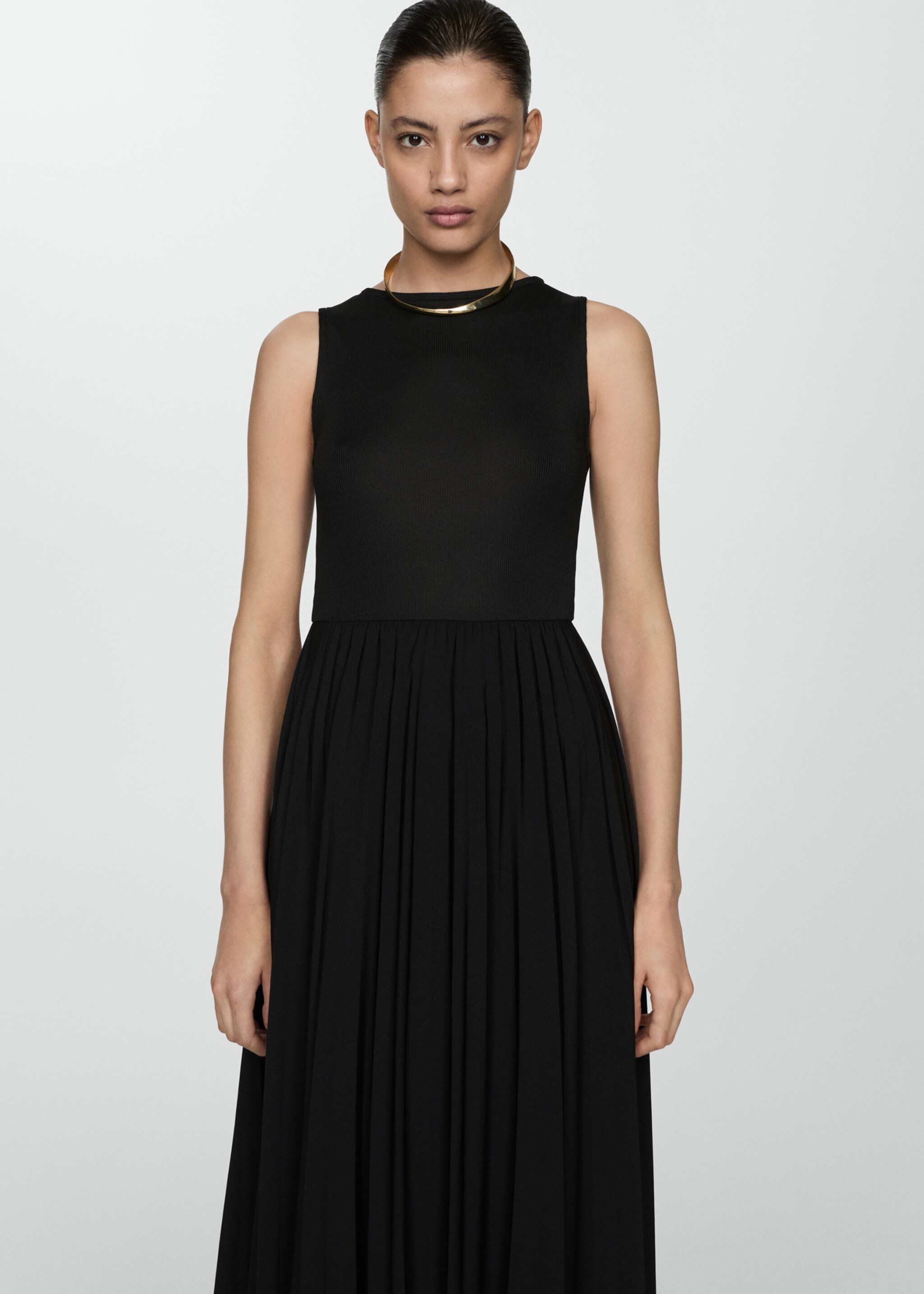 Pleated hem dress - Medium plane