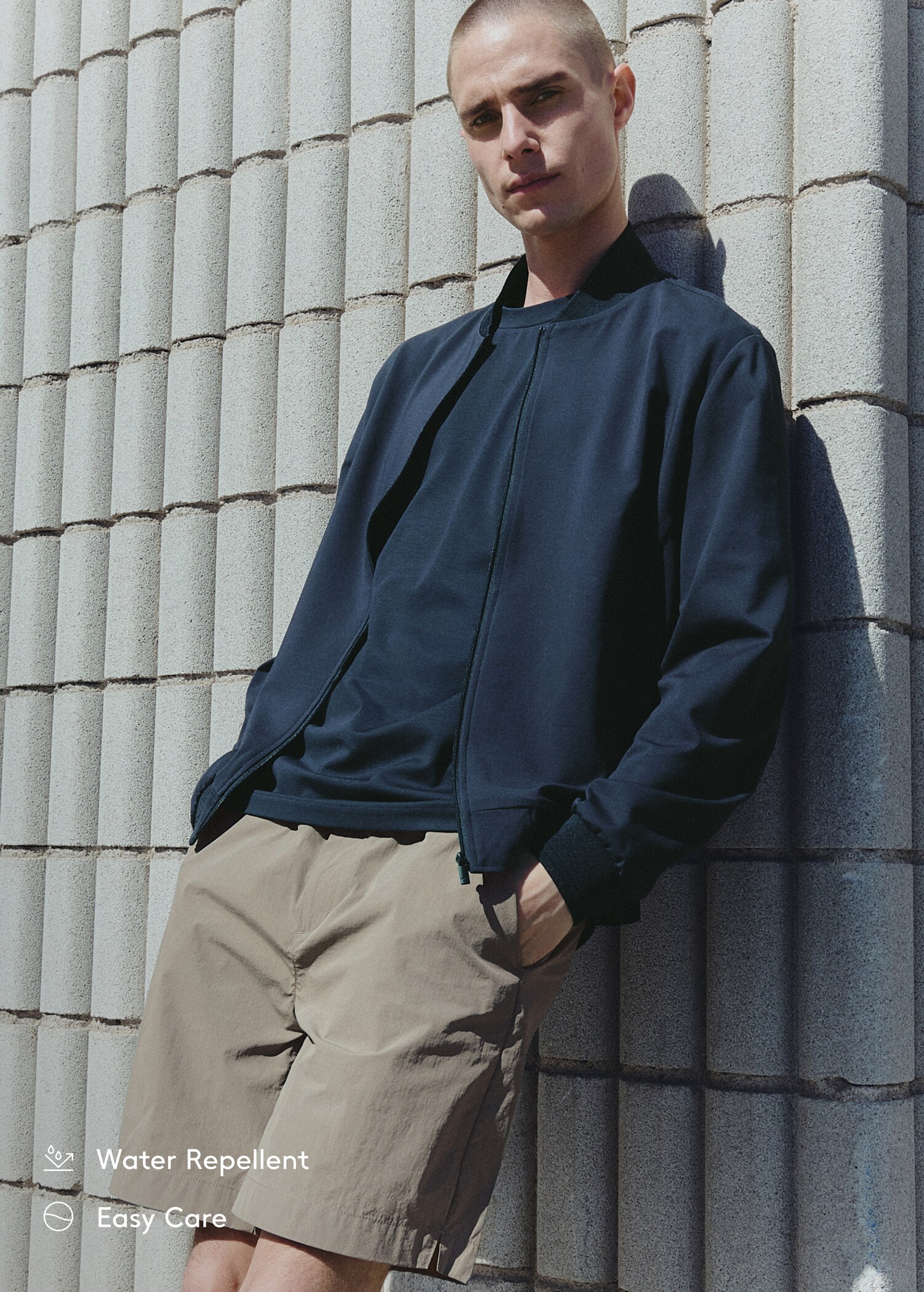 Water-repellent bermuda shorts with drawstring - Details of the article 5