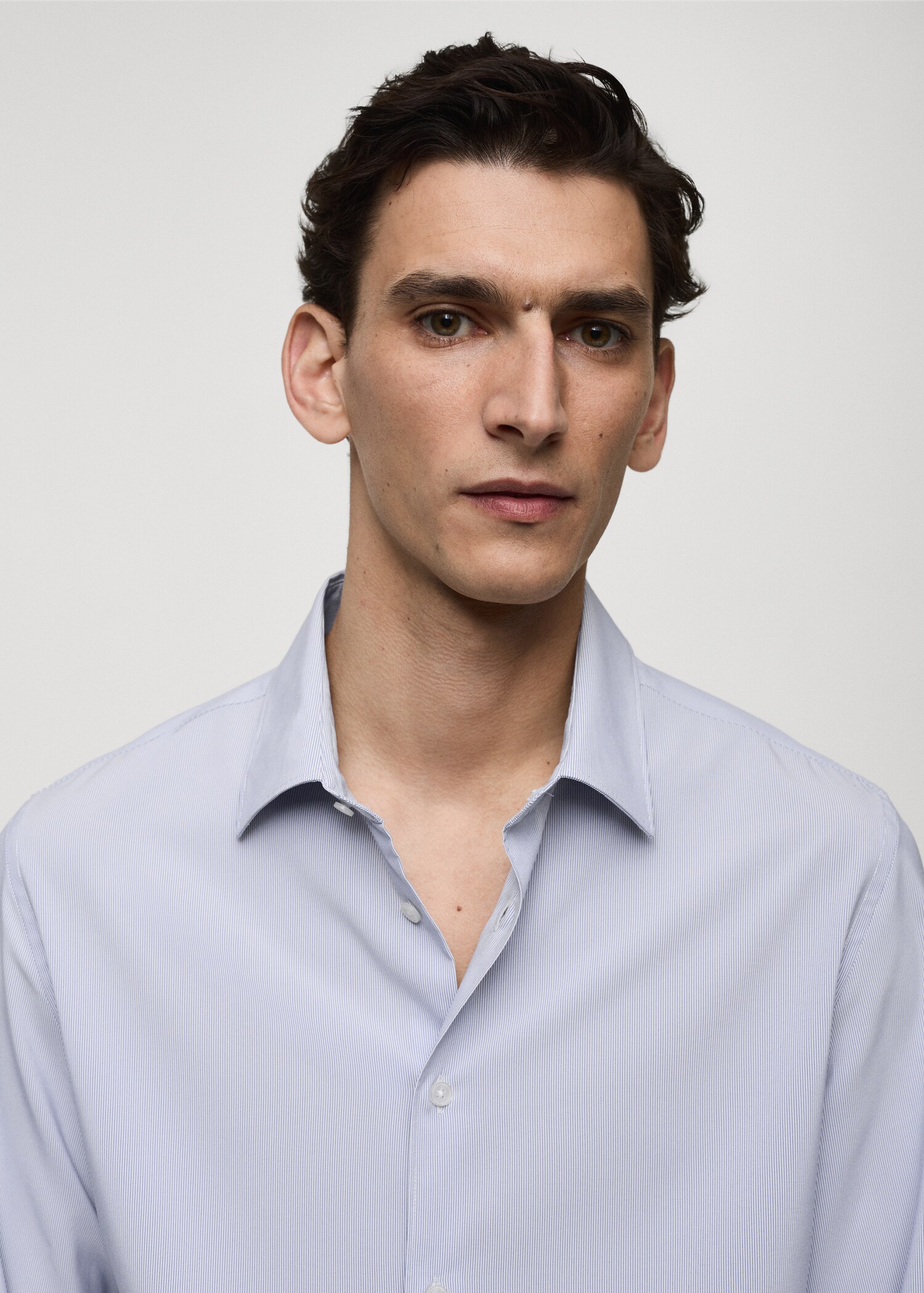 Stretch-fabric slim-fit striped shirt - Details of the article 1