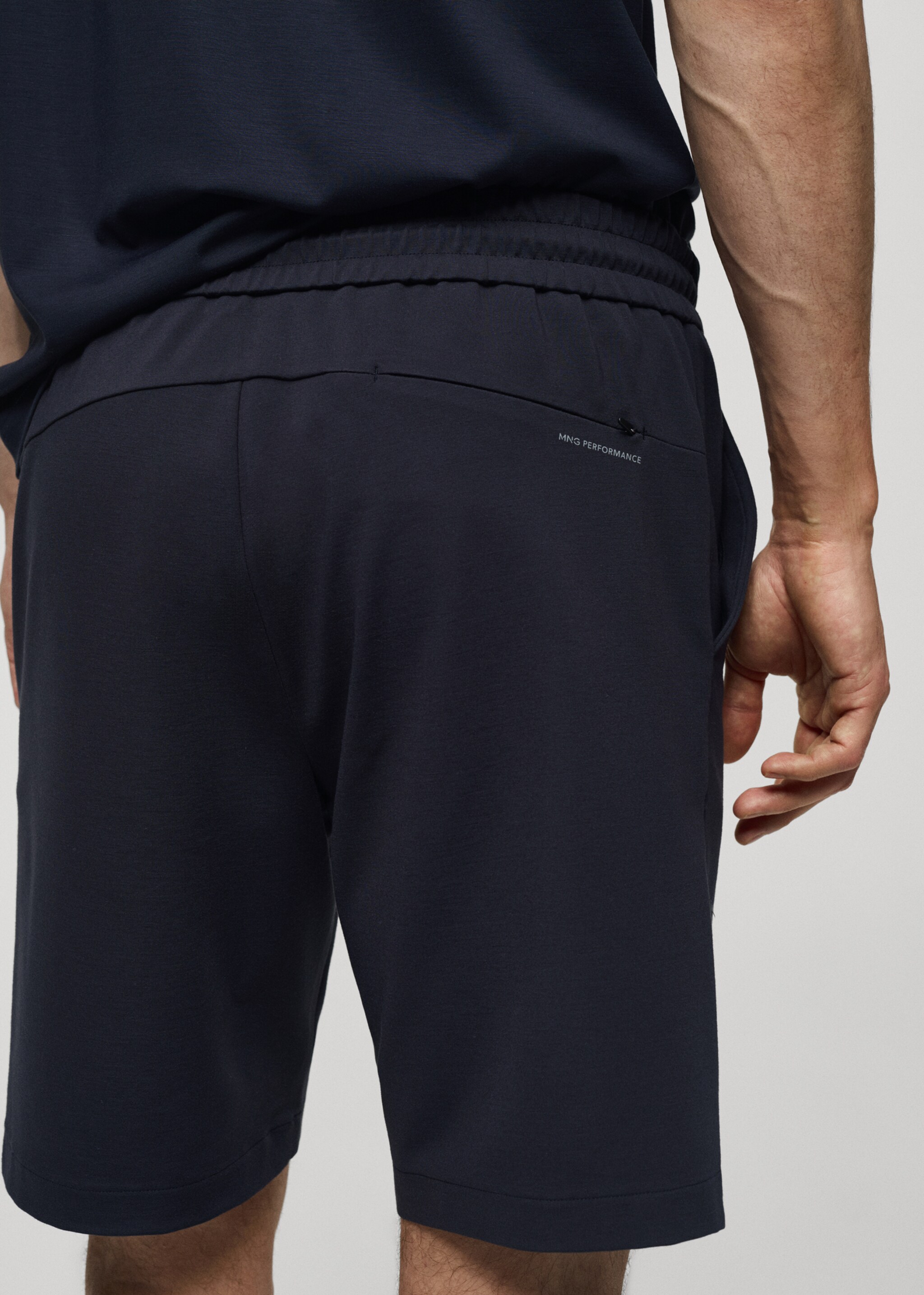 Technical fabric bermuda shorts with drawstring - Details of the article 6
