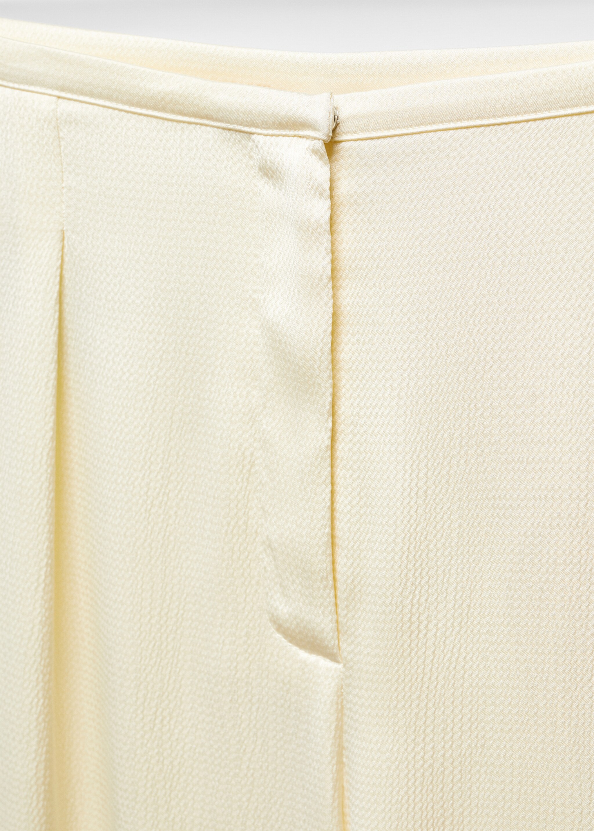 Fließende Satinhose - Detail des Artikels 8