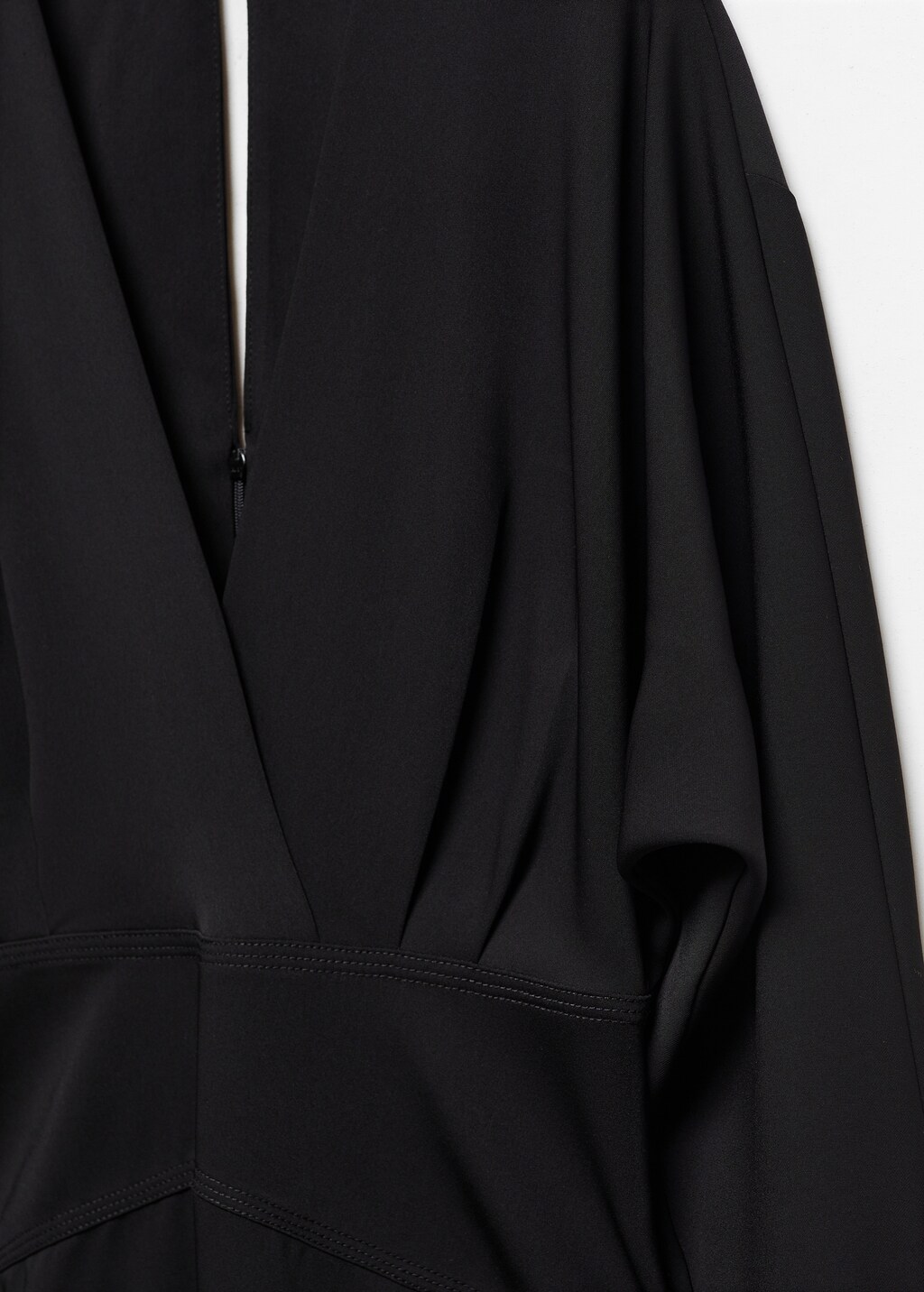 Cross-neckline slit dress - Women | MANGO OUTLET USA