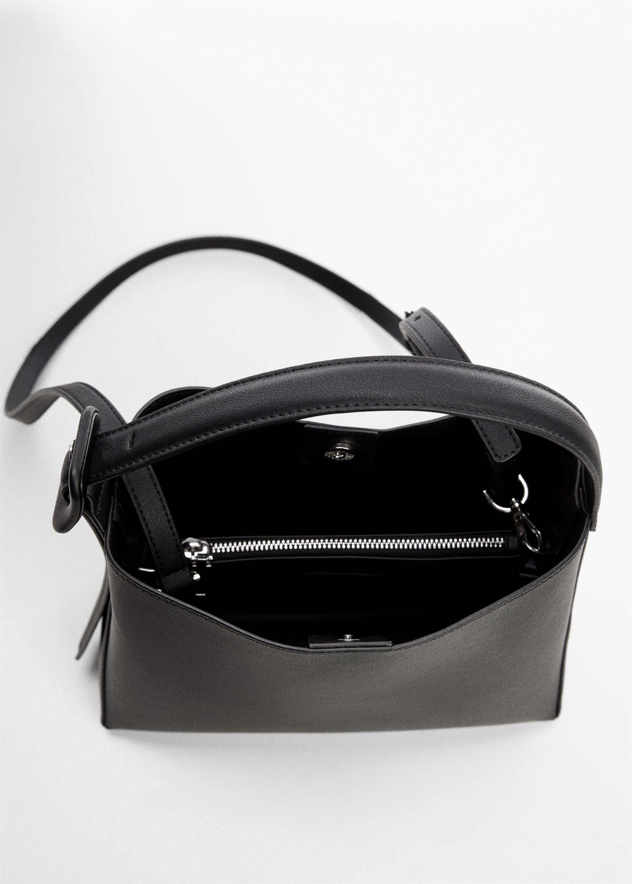 Kabelka shopper s detailem přezky - Detail zboží 1, Černá. Ref: 67070435-00.