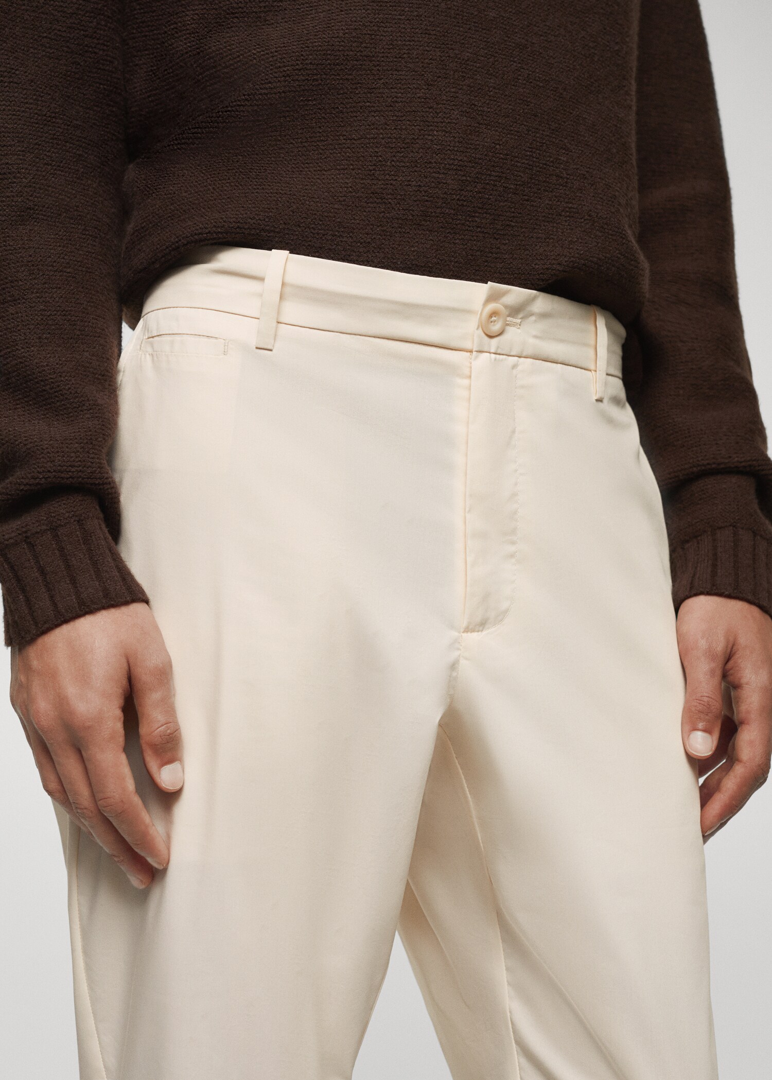 Cotton chinos - Details of the article 1