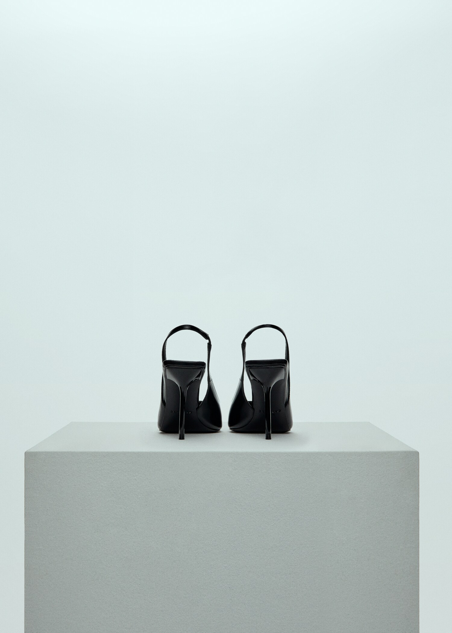 Slingbacks aus Leder - Detail des Artikels 4