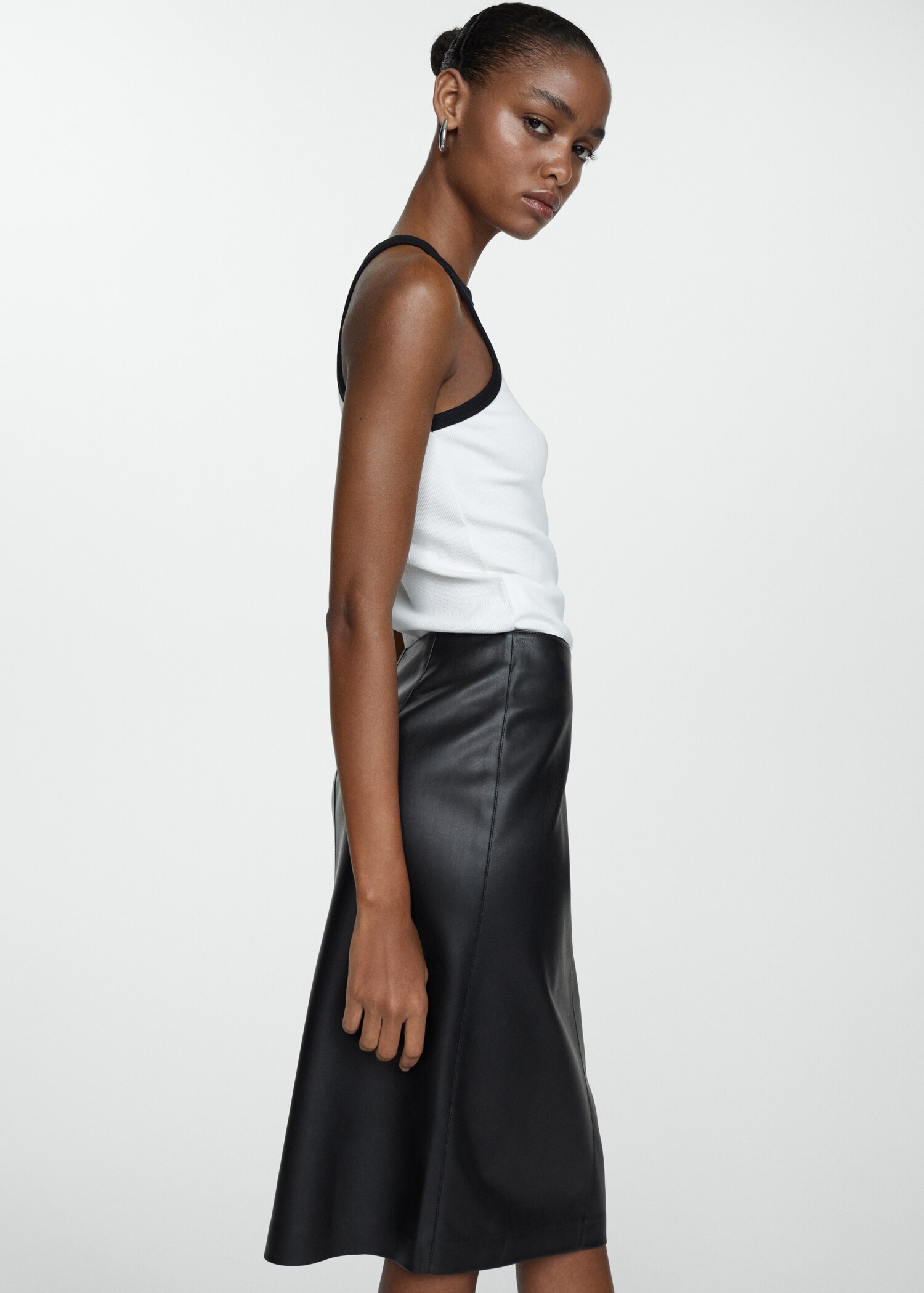 Leather-effect pencil skirt - Details of the article 2