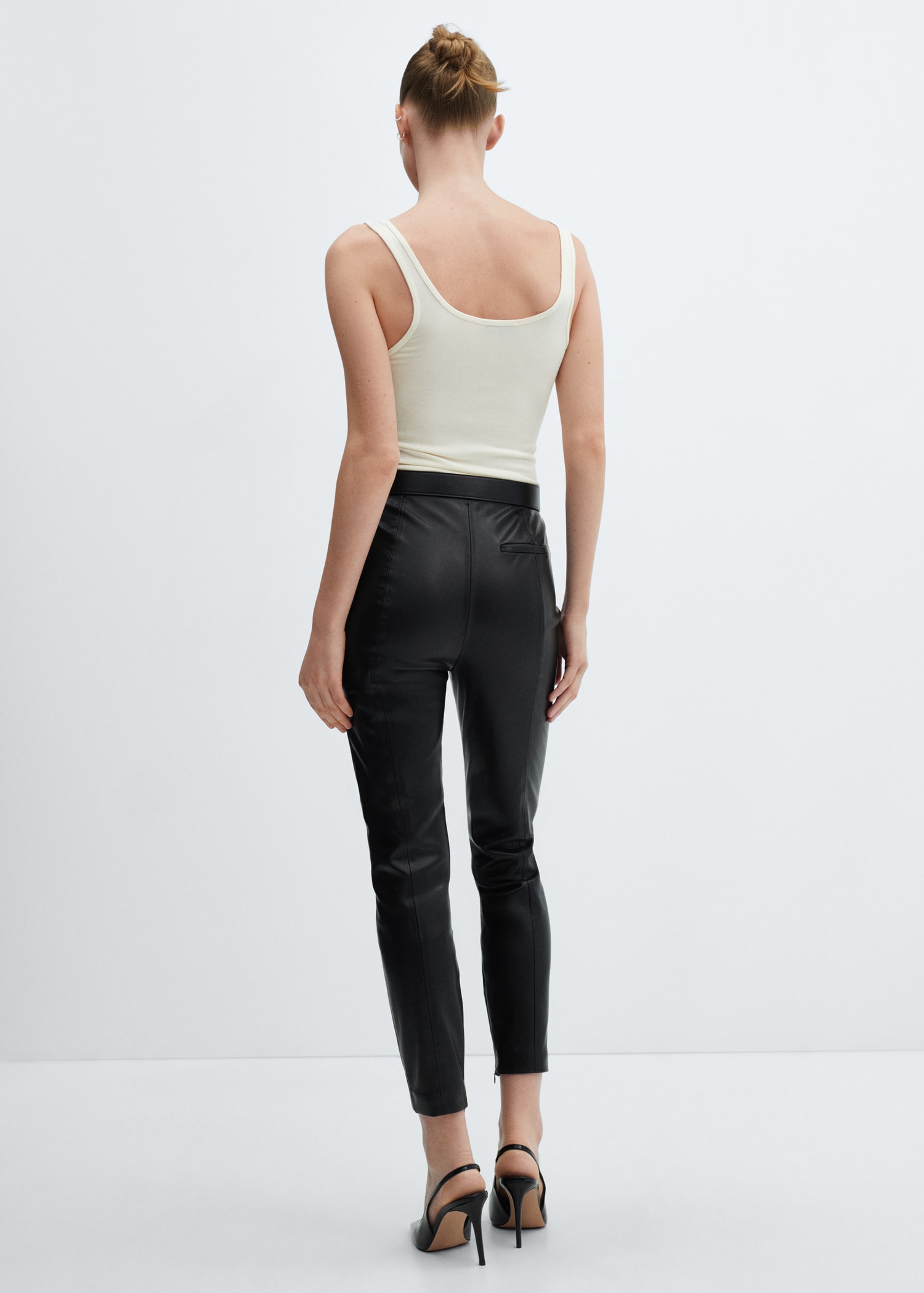 Leggings efecto piel aberturas Mujer MANGO OUTLET España