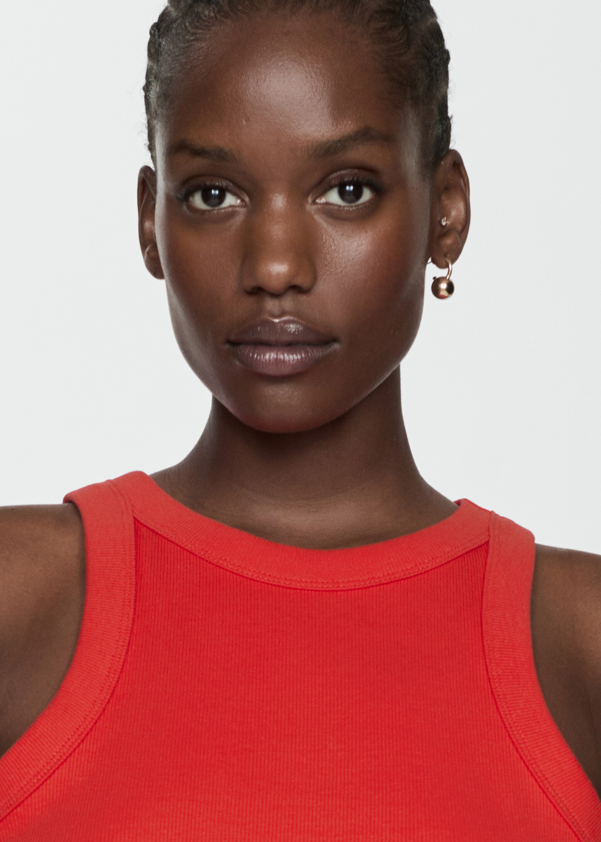 Top canalé algodón - Detalle del artículo 4, Rojo. Ref: 67070469-00.